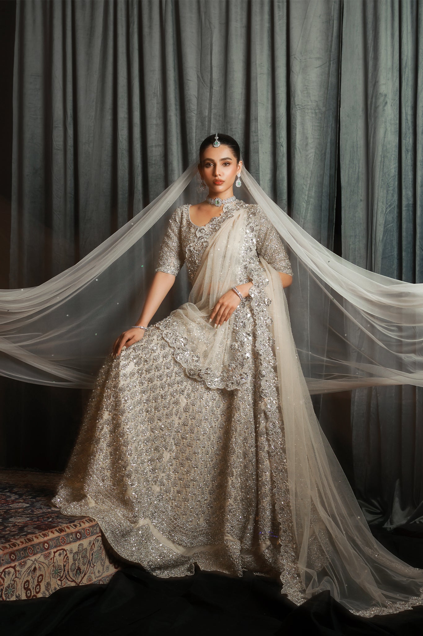 THE SILVER LEHNGA CHOLI ZC-001