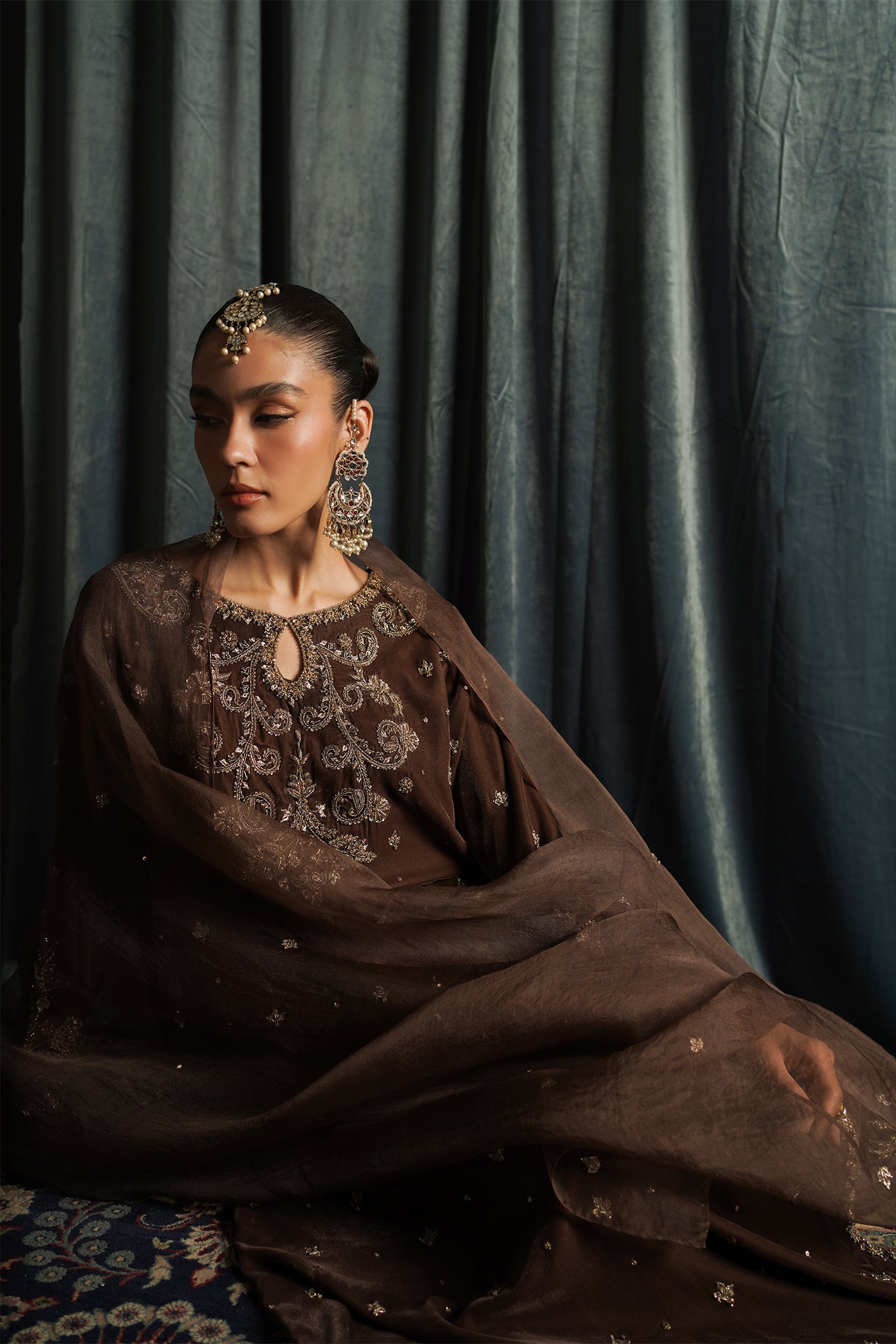 THE BRONZE VELVET ZC-008 (NPA3-23436)
