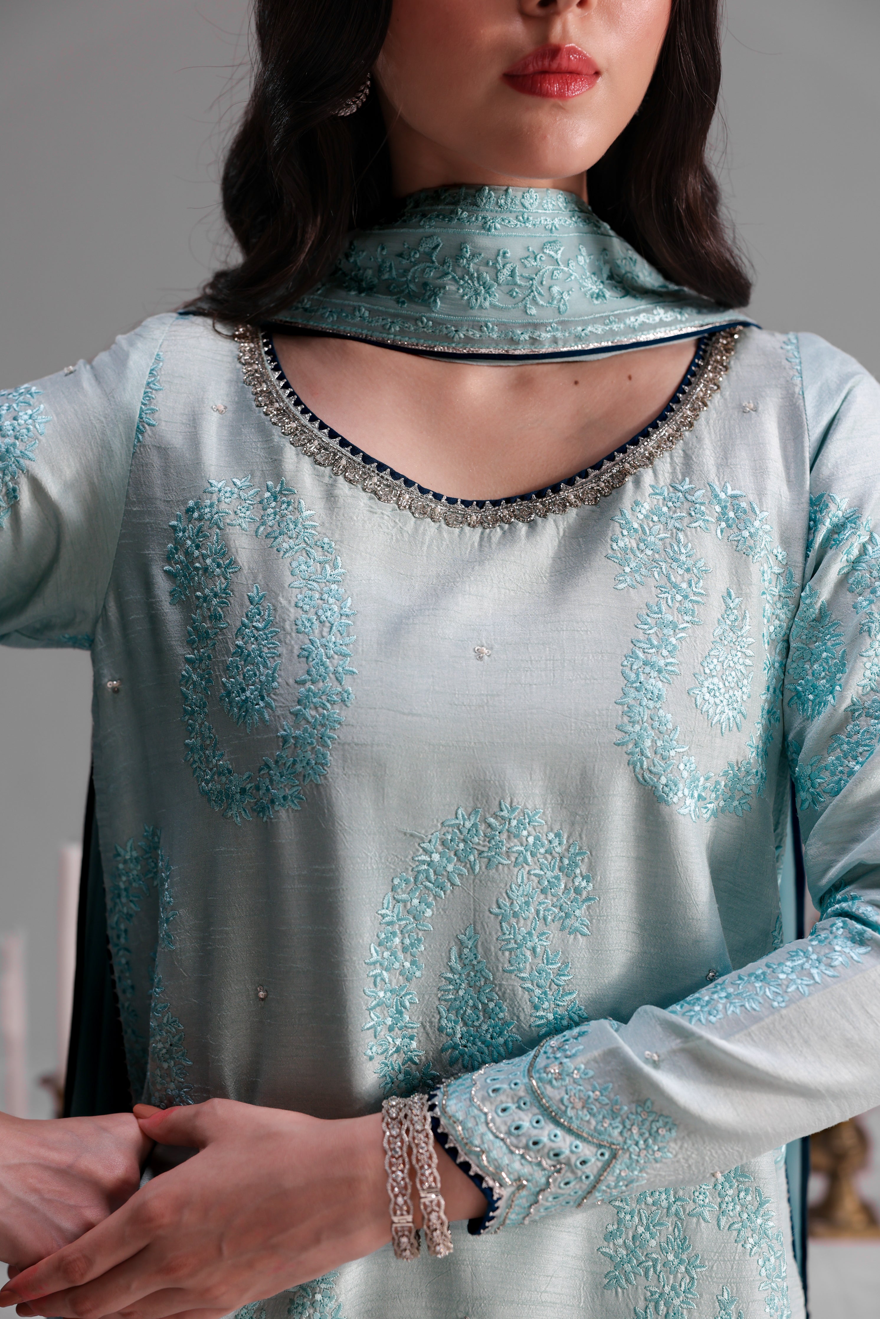 ICE BLUE LUXURY WEDDING EDIT 2025 (NPA3-25451)