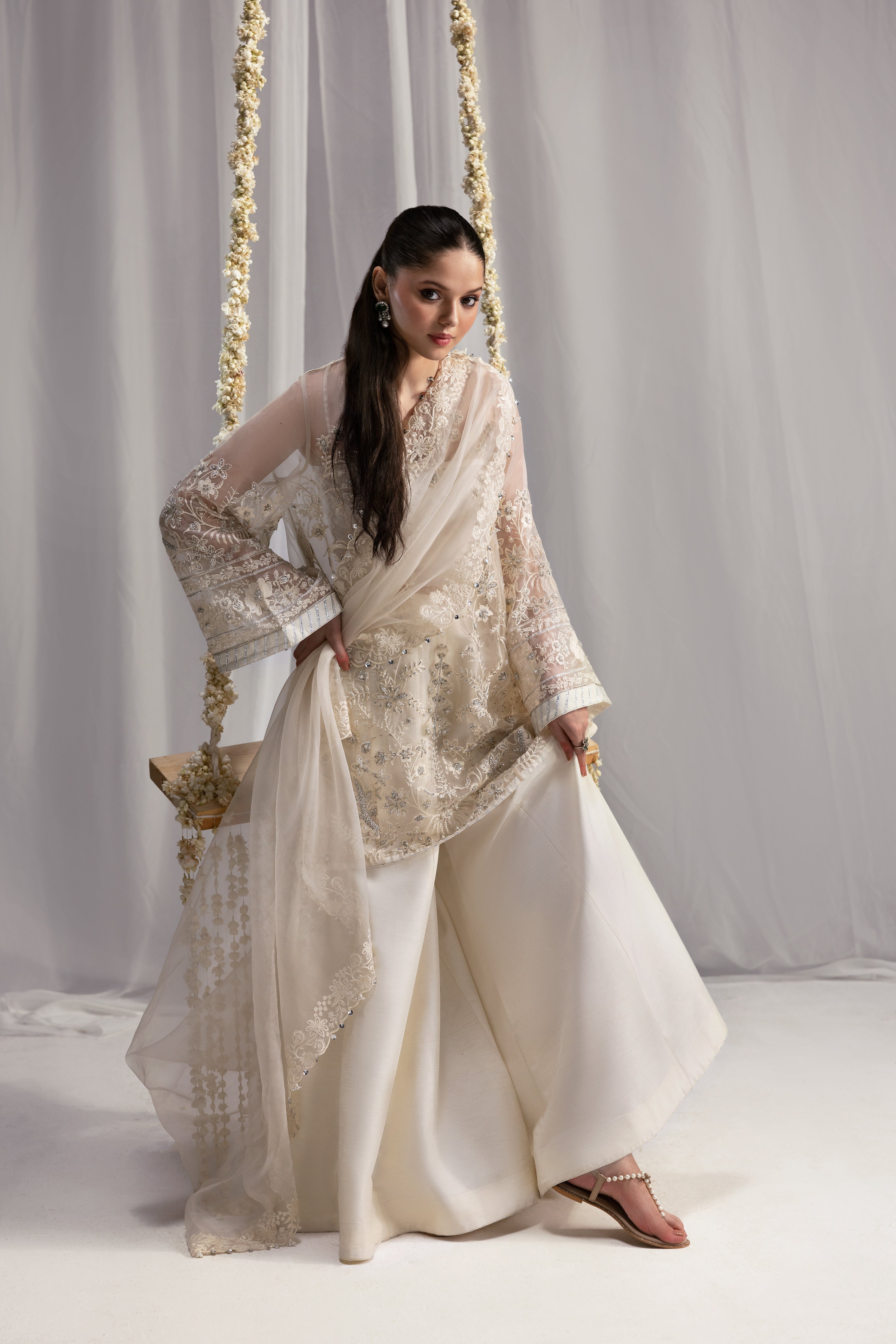 IVORY LUXURY WEDDING EDIT 2025 (NPA3-25452)