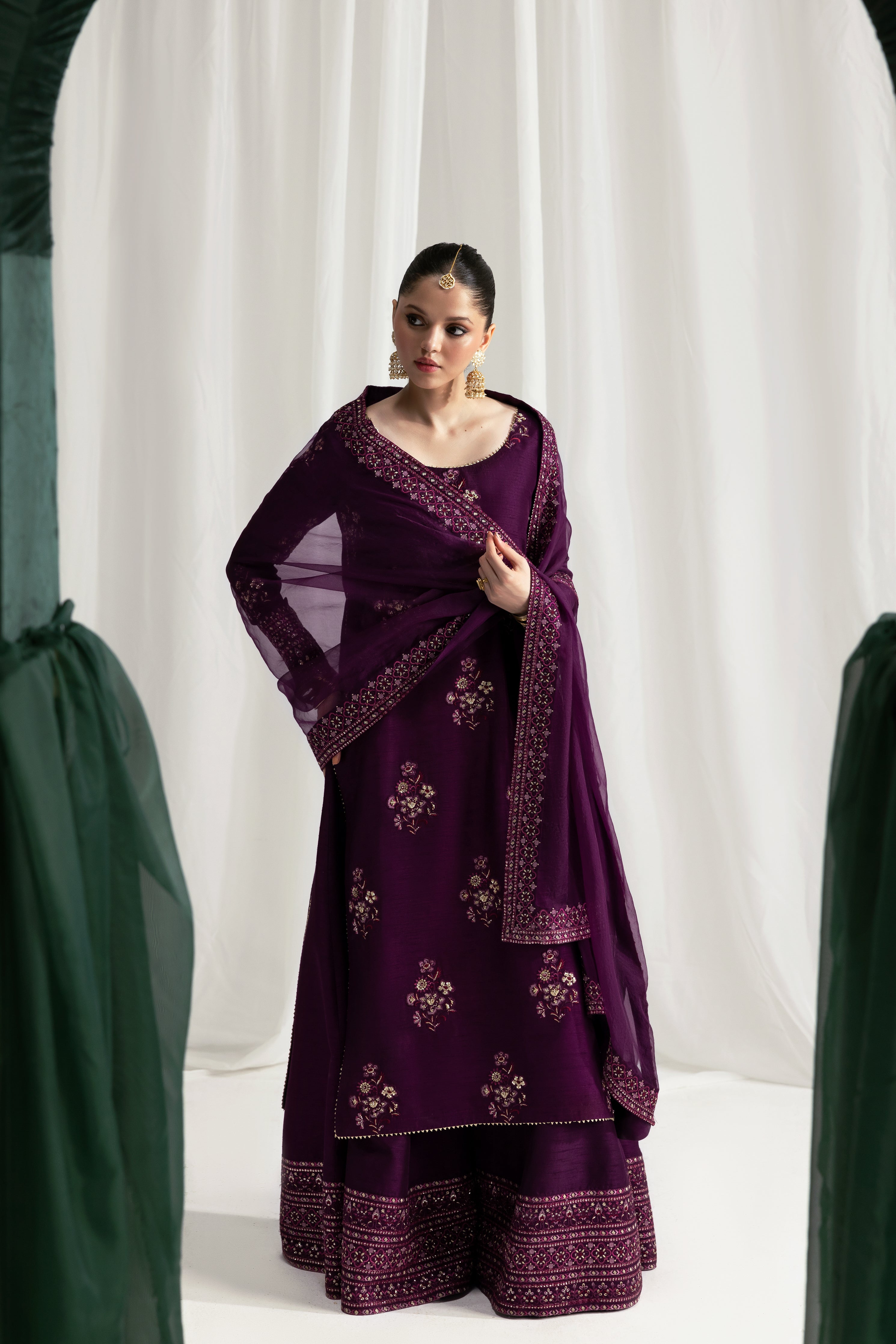 DEEP PLUM LUXURY WEDDING EDIT 2025 (NPA3-25437)