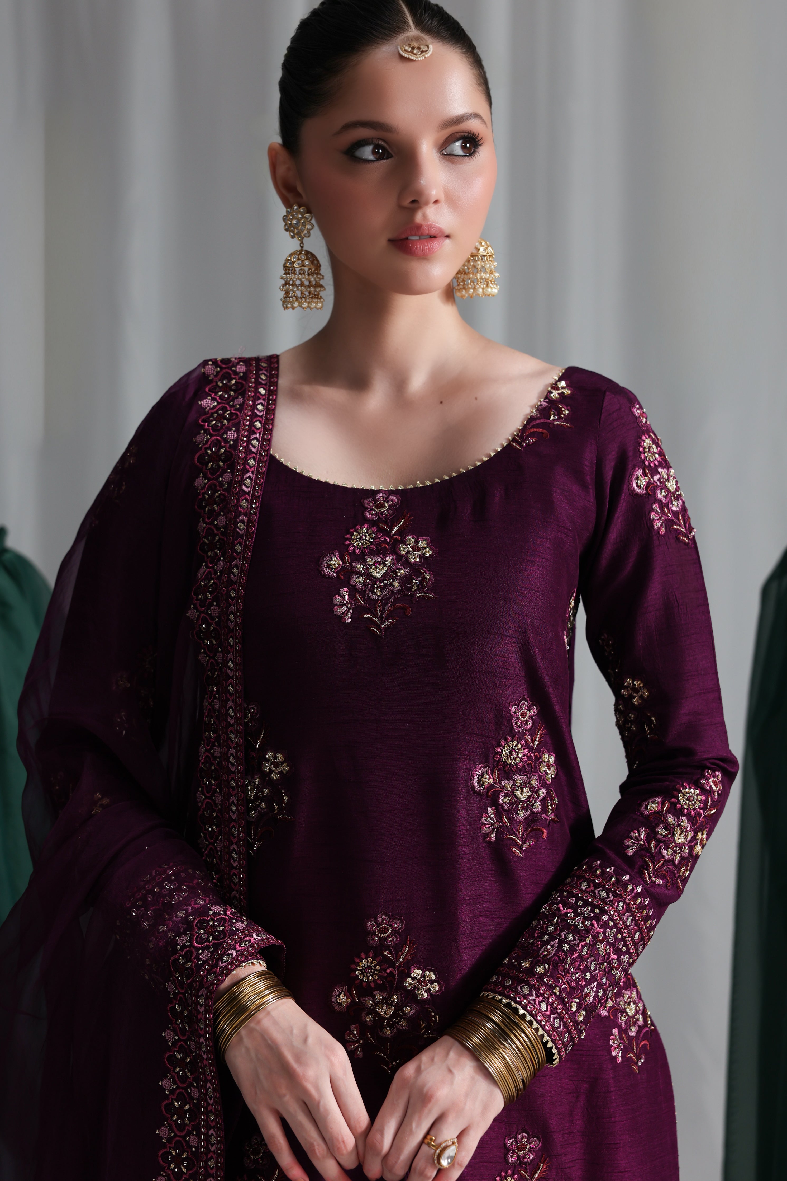 DEEP PLUM LUXURY WEDDING EDIT 2025 (NPA3-25437)