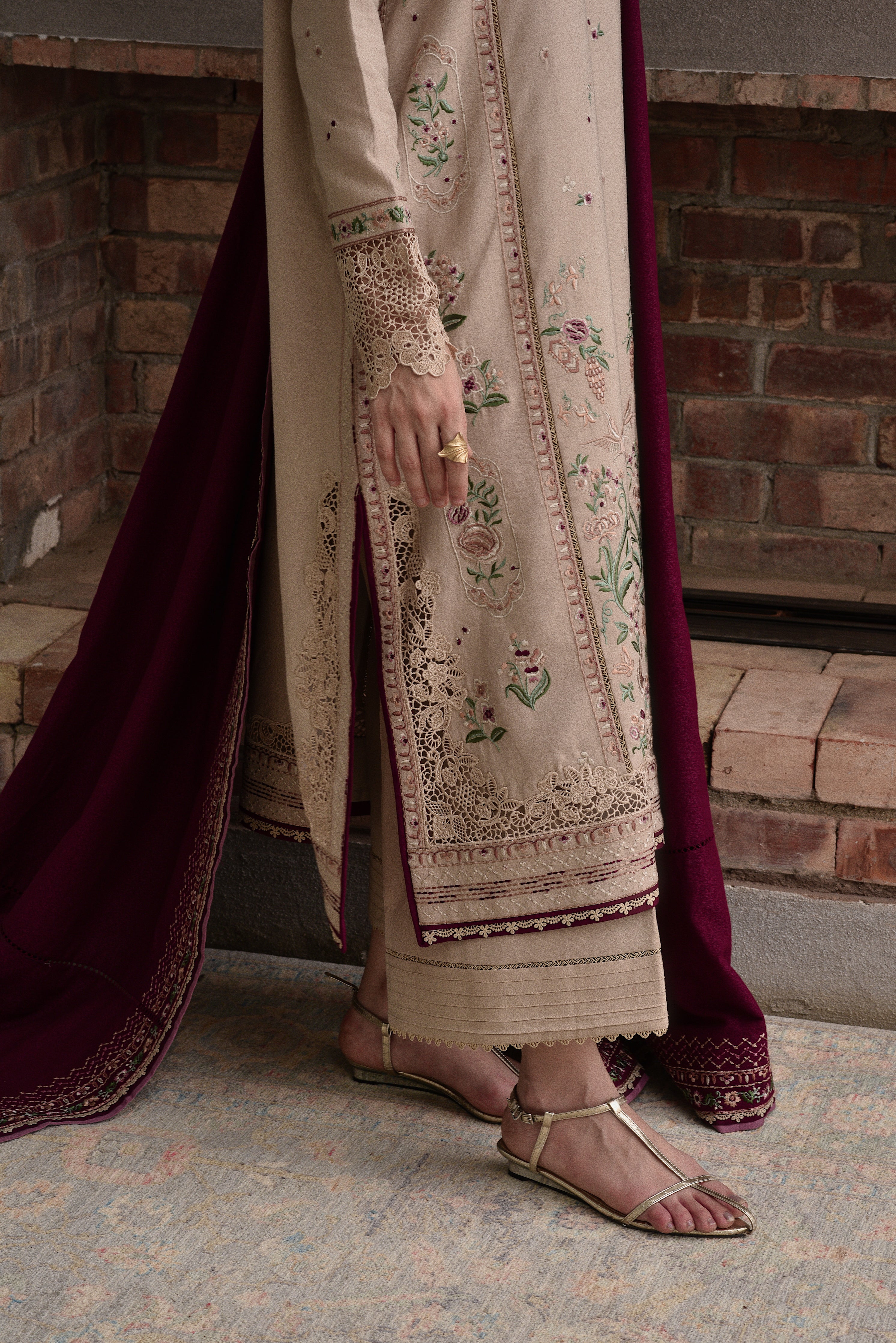 BEIGE & BURGUNDY LUXURY EMBROIDERED KARANDI SET STITCHED (NEL-25628) READY TO SHIP