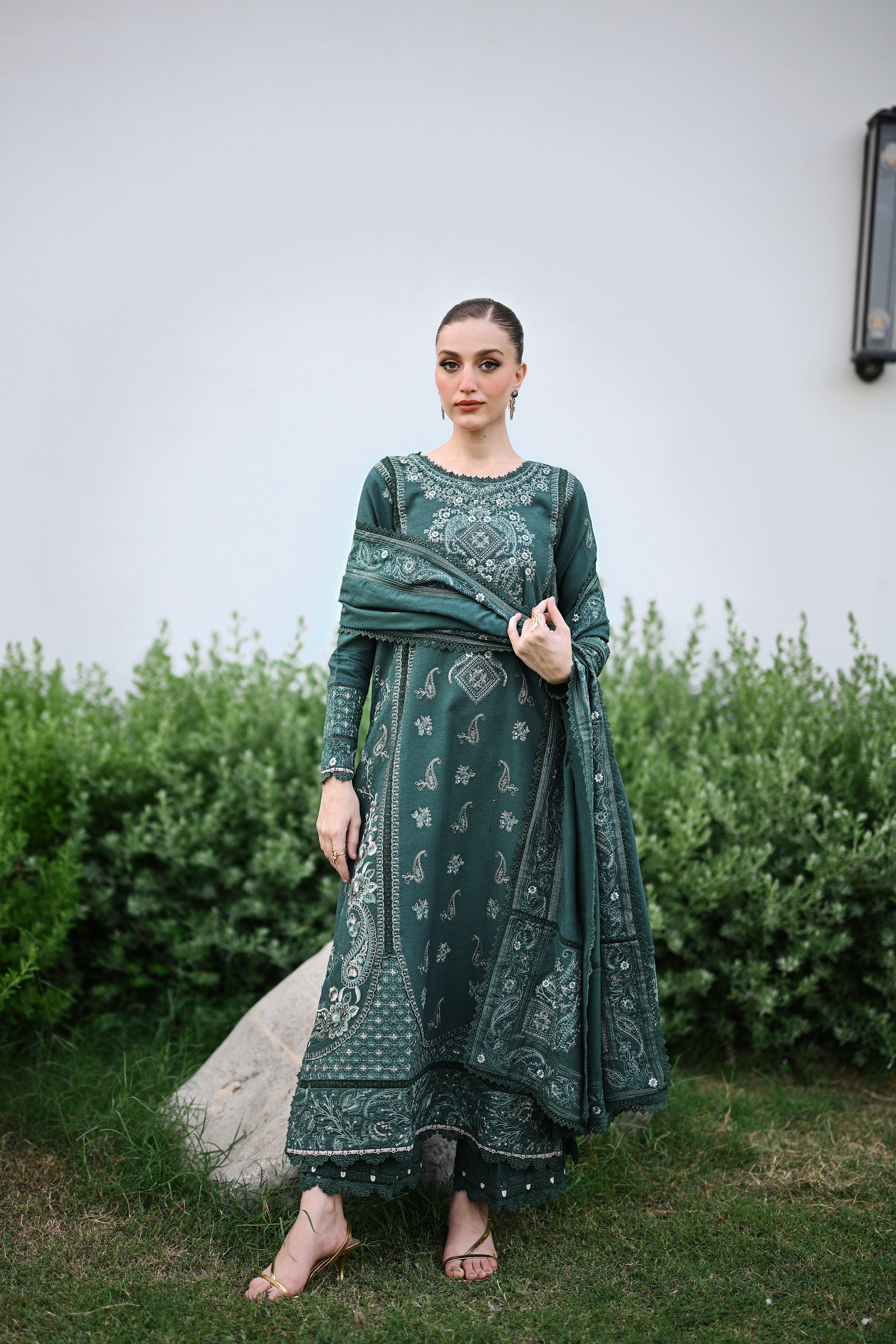 SAGE GREEN LUXURY EMBROIDERED KARANDI SET (NEL-25635)-READY TO WEAR