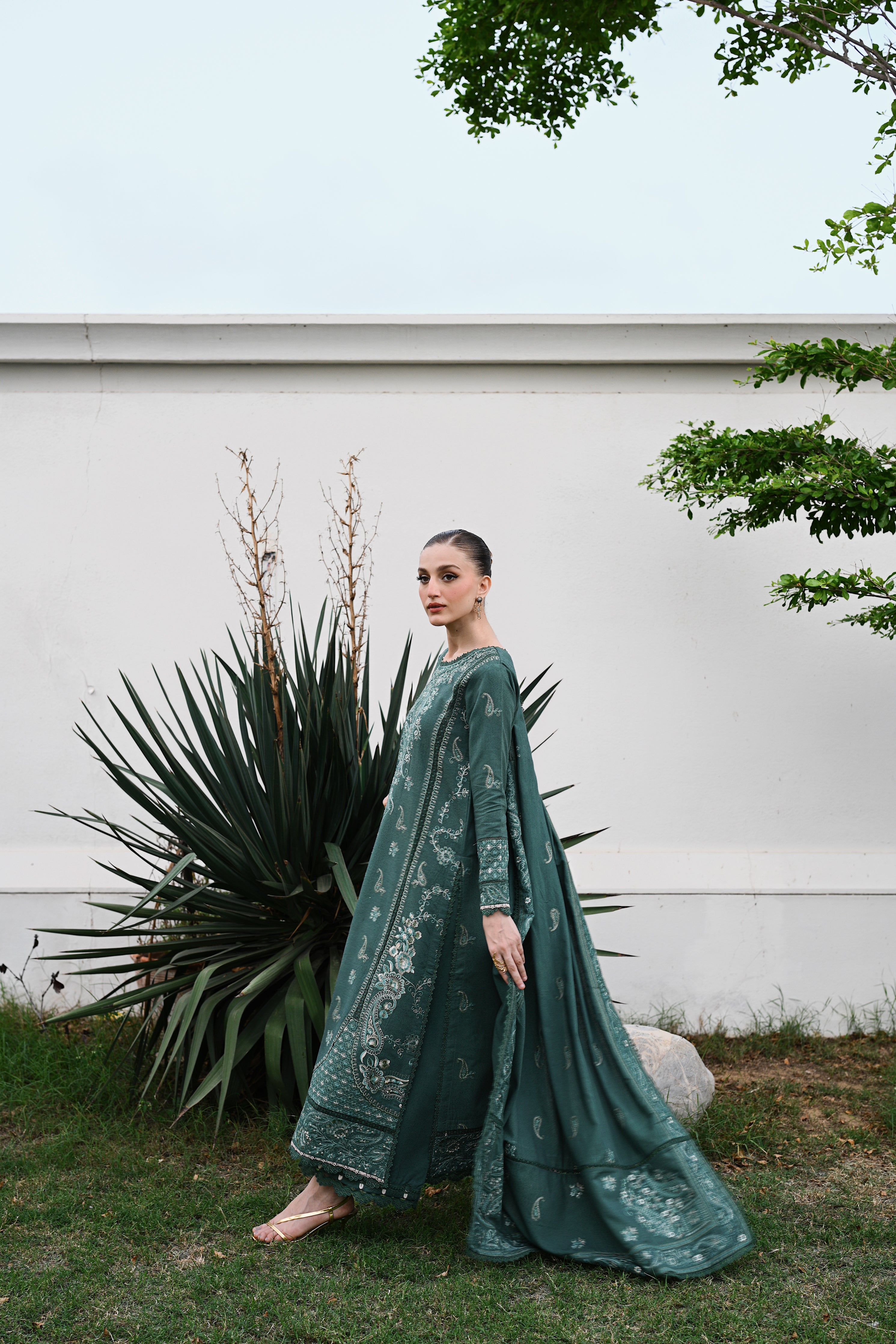 SAGE GREEN LUXURY EMBROIDERED KARANDI SET (NEL-25635)-READY TO WEAR