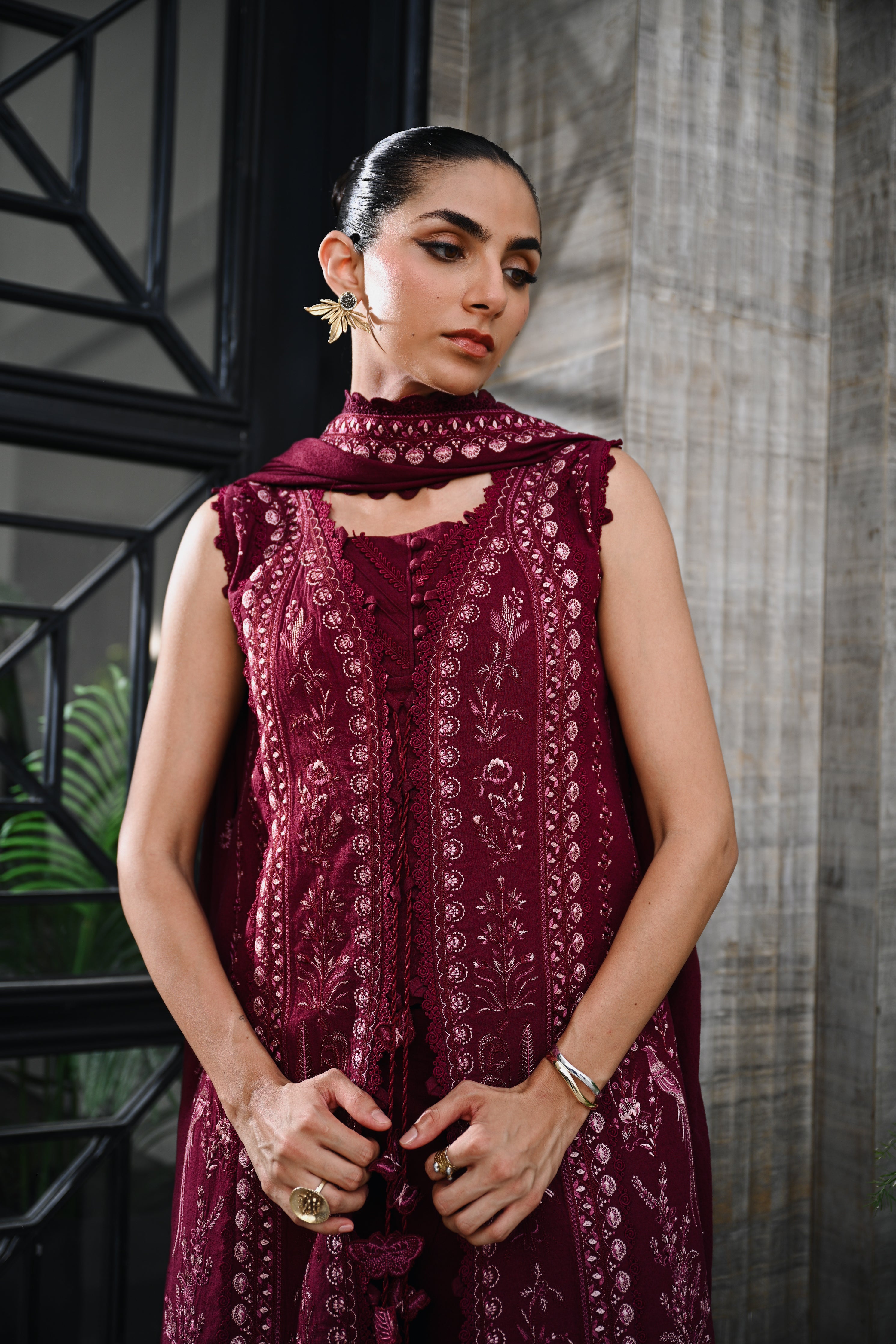 BURGUNDY LUXURY EMBROIDERED KARANDI SET STITCHED (NEL-25630)-READY TO SHIP