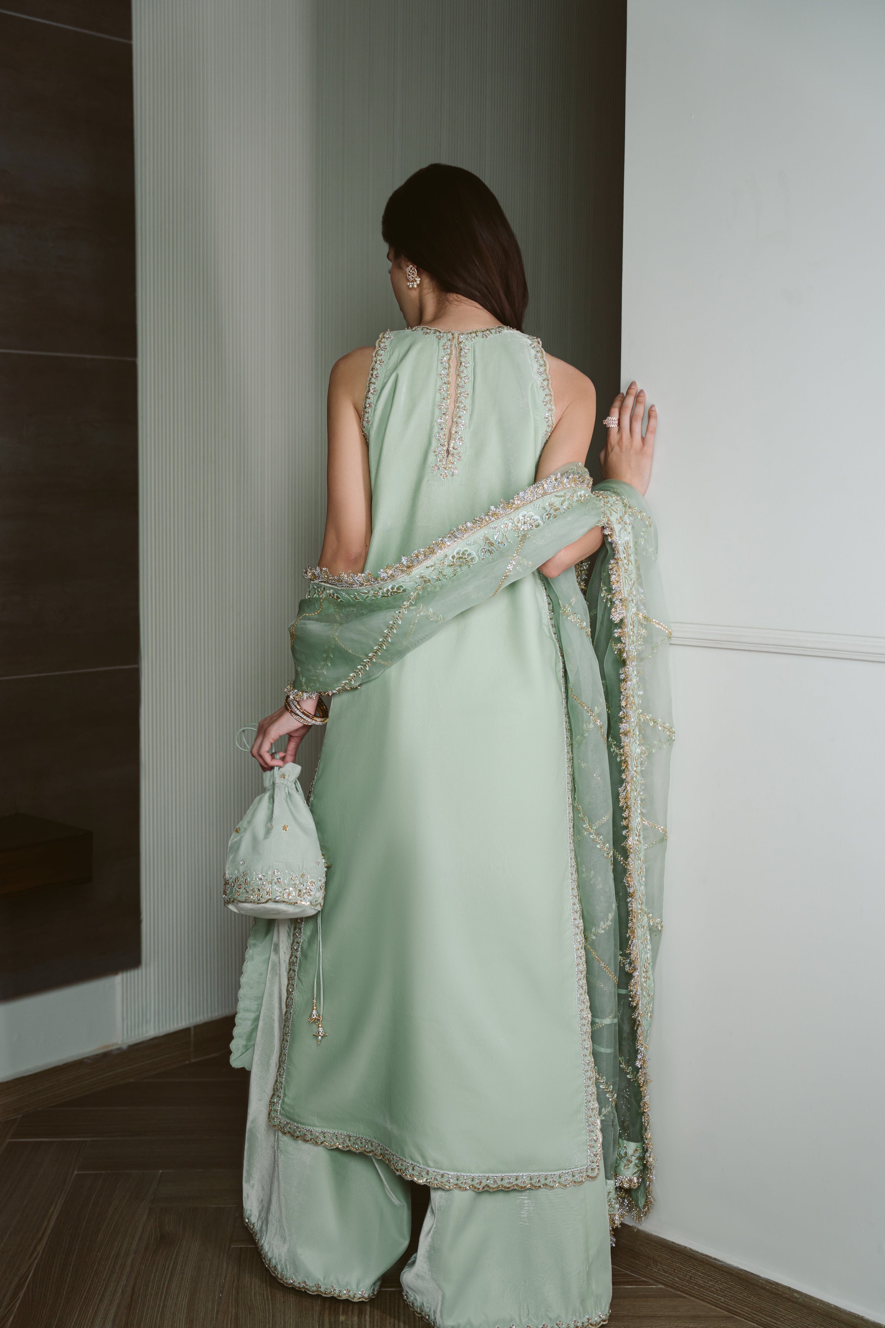 PASTEL MINT LUXURY VELVET COUTURE (NPA3-25456)