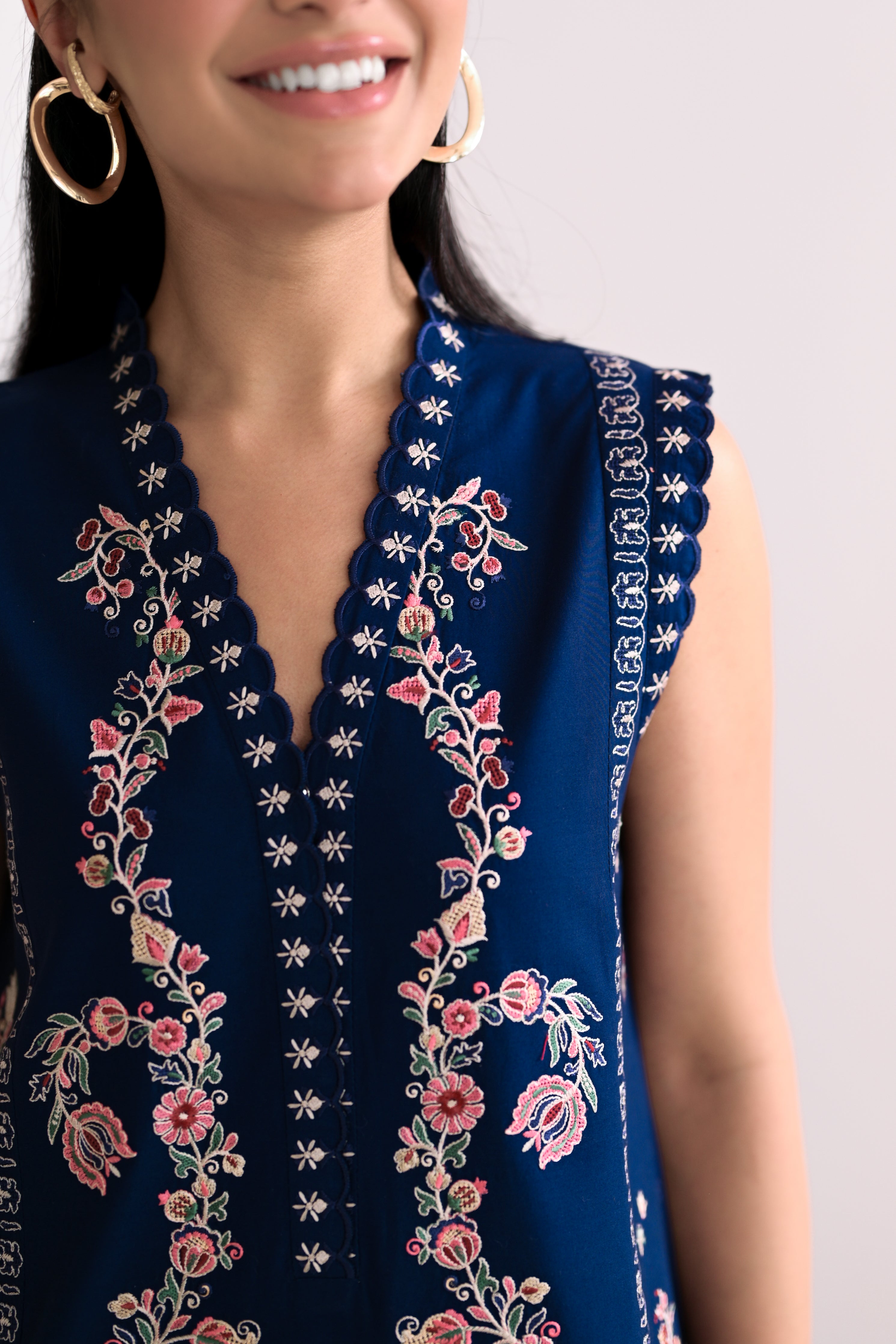 MIDNIGHT SAPPHIRE LUXURY EMBROIDERED LAWN SET(NEL-26605) LUXURY LAWN x EID 2026