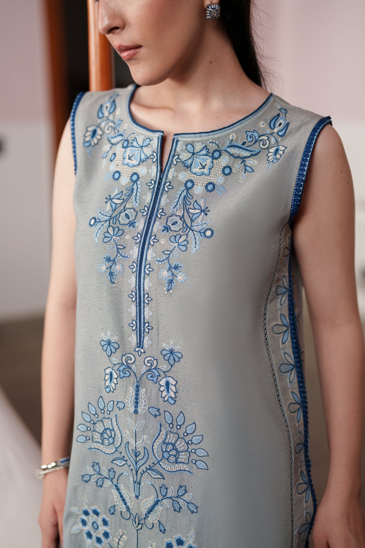Baarish LUXURY EMBROIDERED KARANDI 3PCS SET WITH ATTACHED SLEEVES (NPA3-26463)