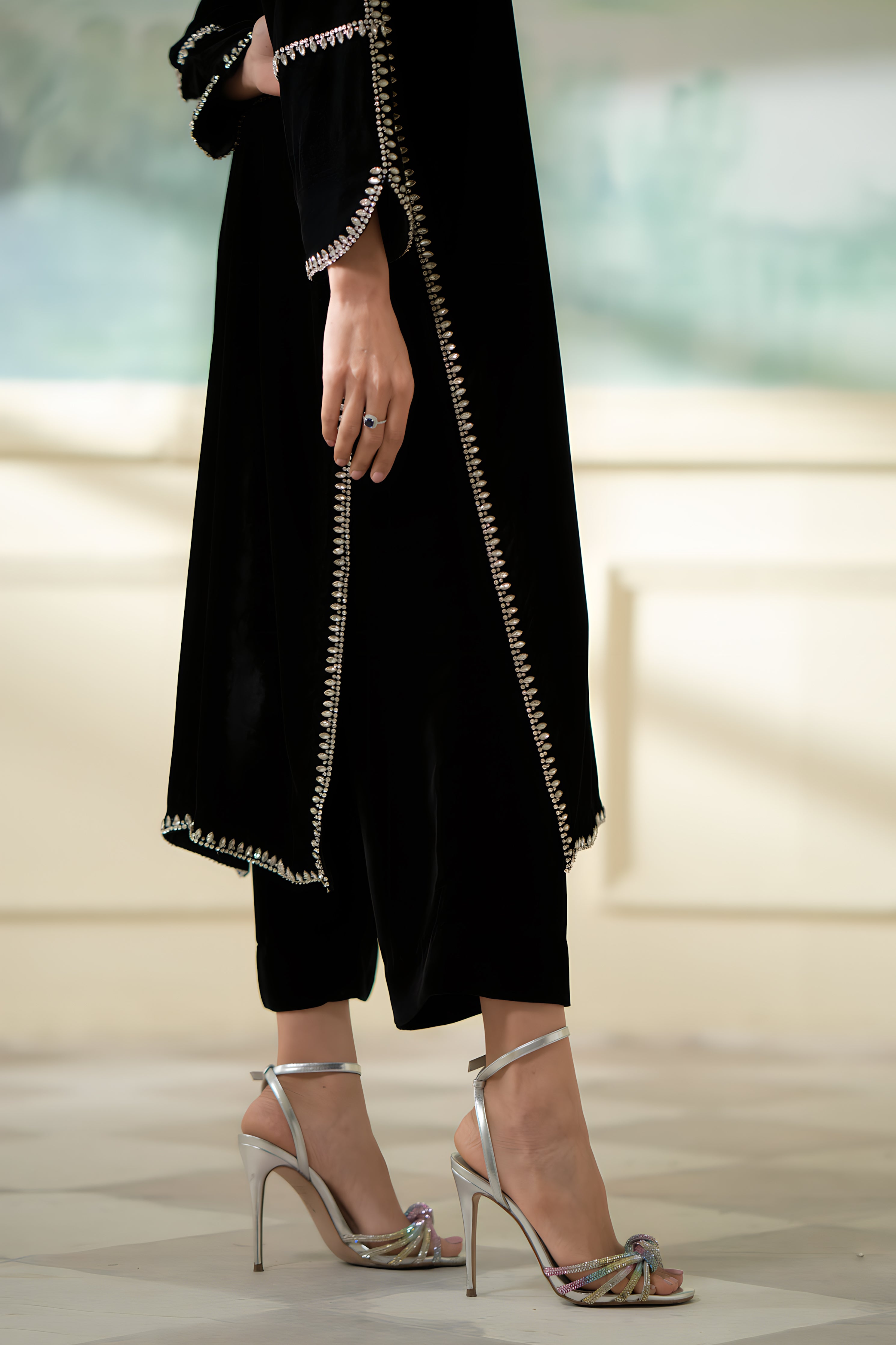 Black Velvet Crystals Set (NPA2-23343)