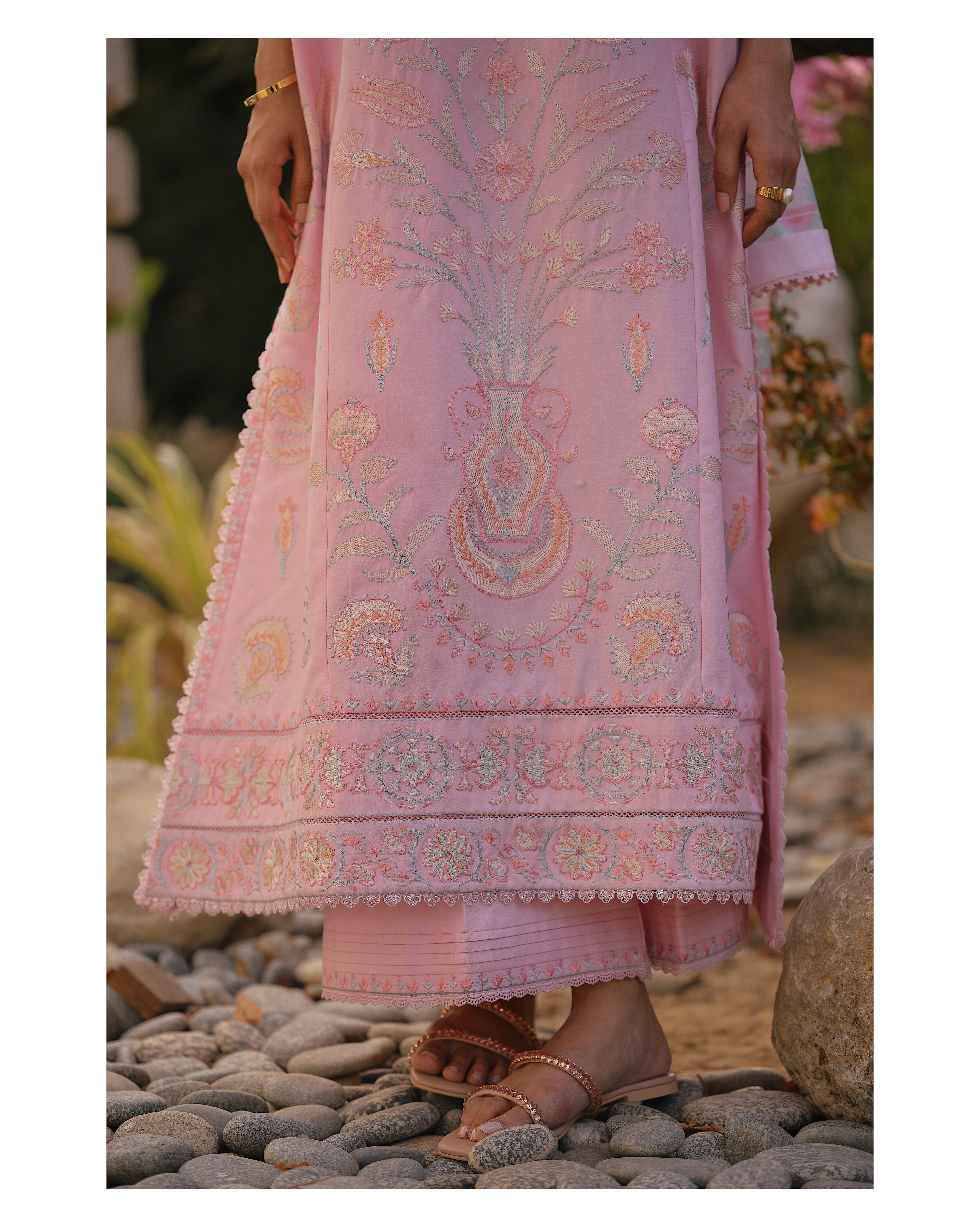PASTEL CLOUD LUXURY PRINTED EMBROIDERED LAWN SET (NEL-25613)