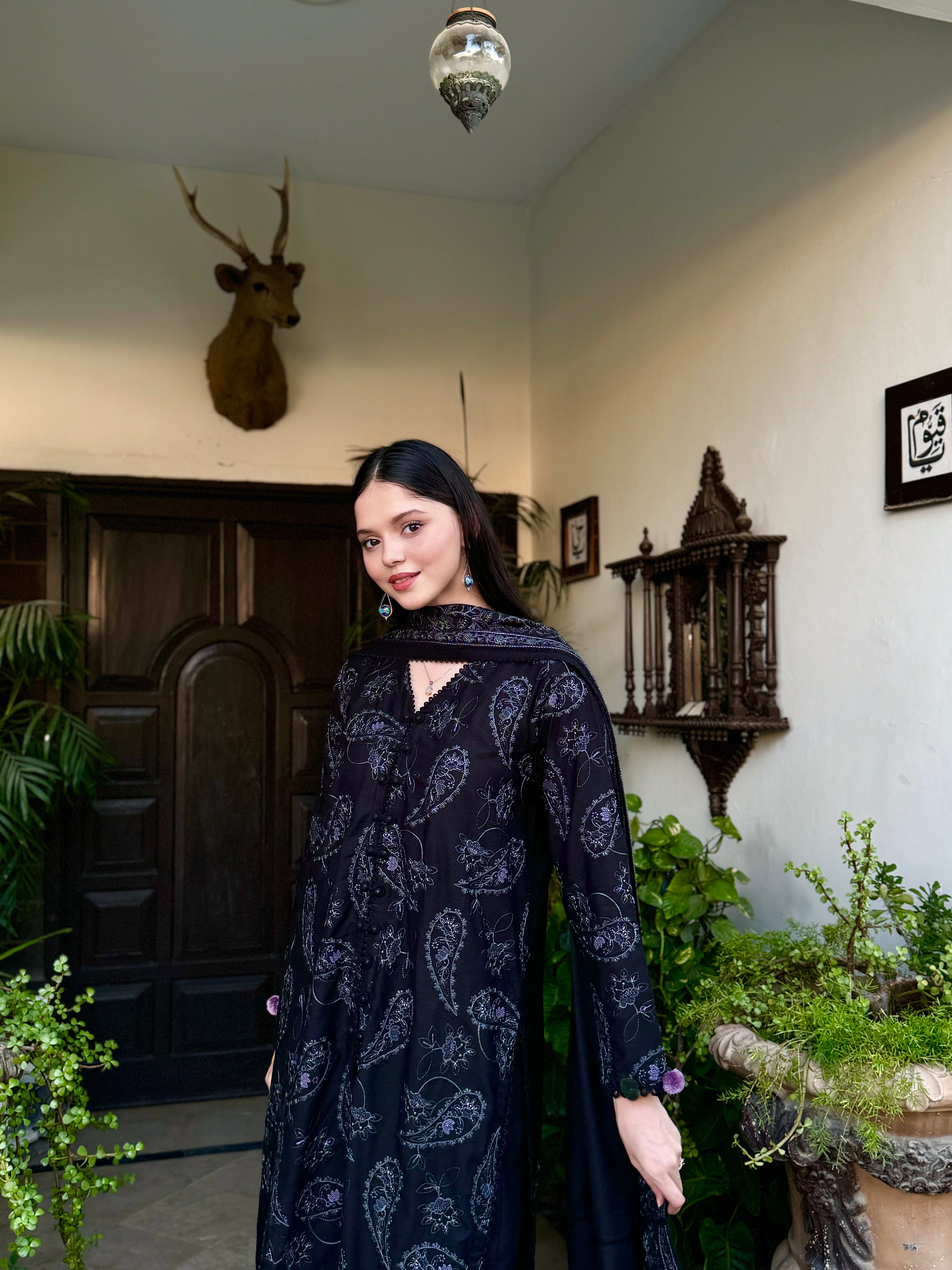 BLACK LUXURY EMBROIDERED KARANDI SET (NEL-24623)