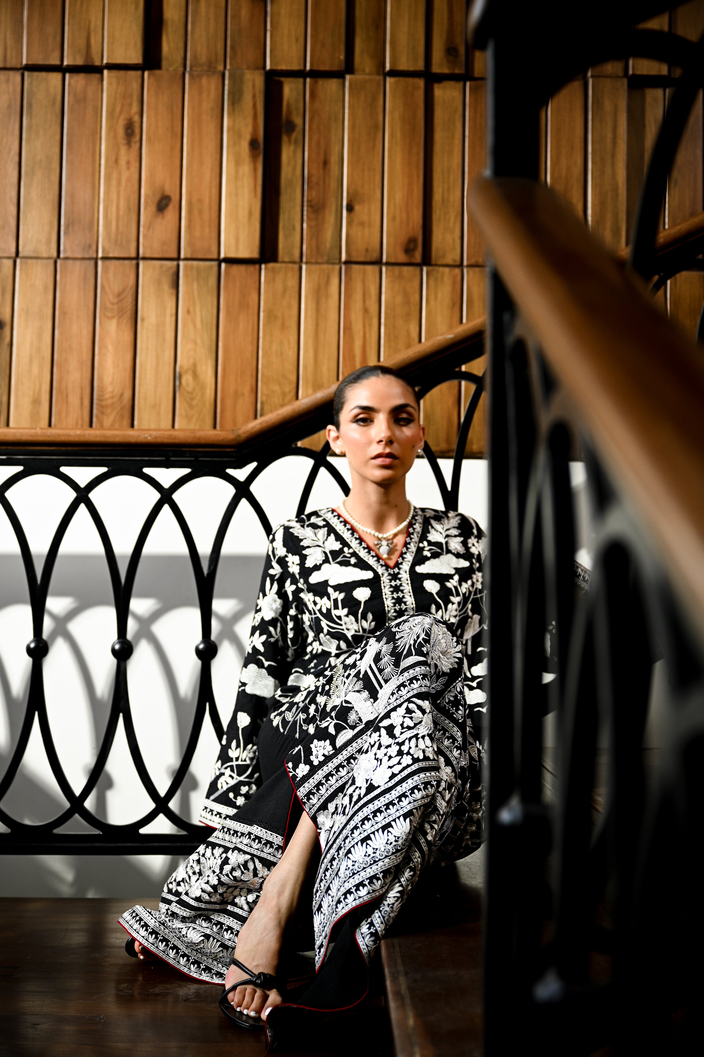 BLACK LUXURY EMBROIDERED KARANDI SET (NEL-25633)