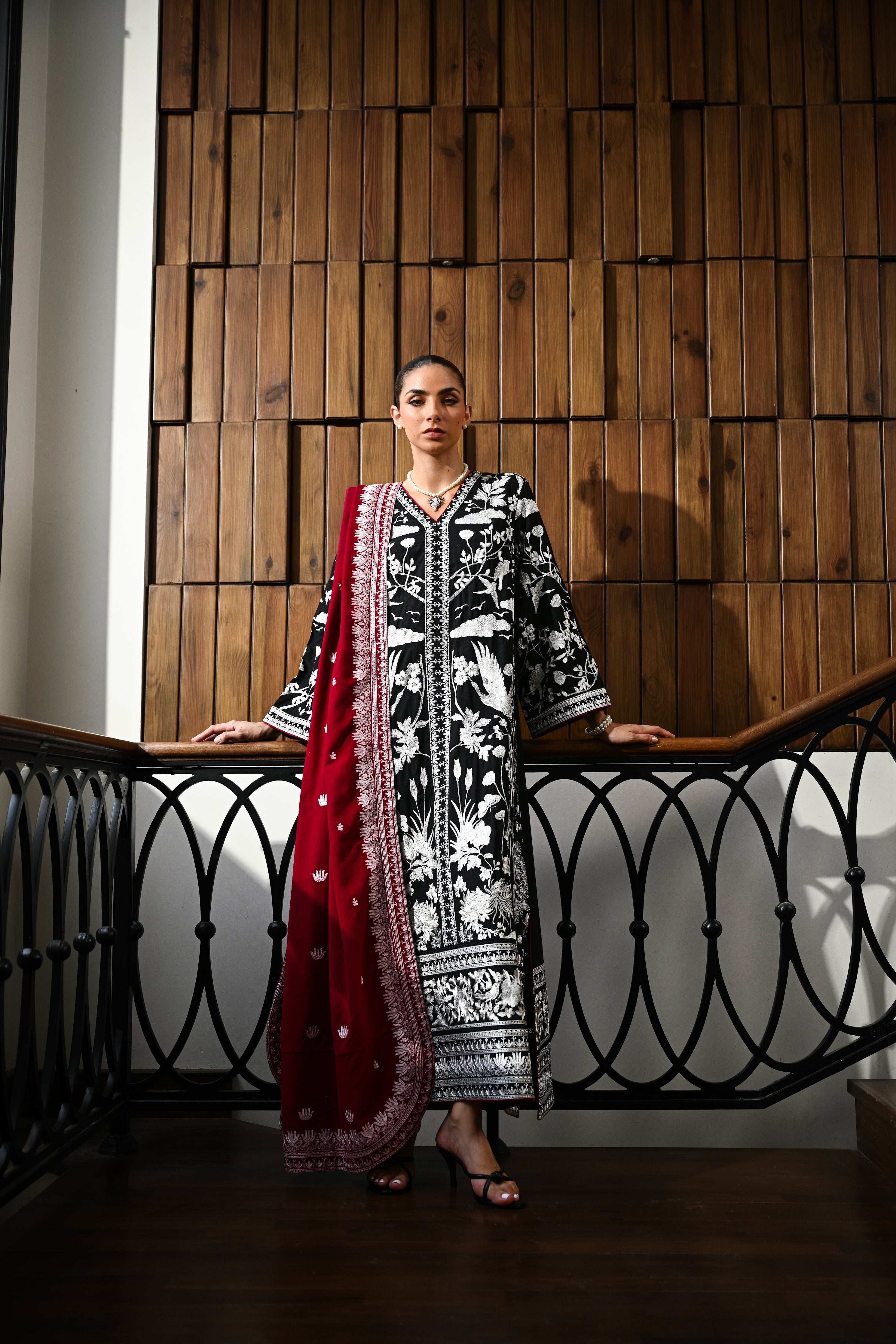 BLACK LUXURY EMBROIDERED KARANDI SET (NEL-25633)