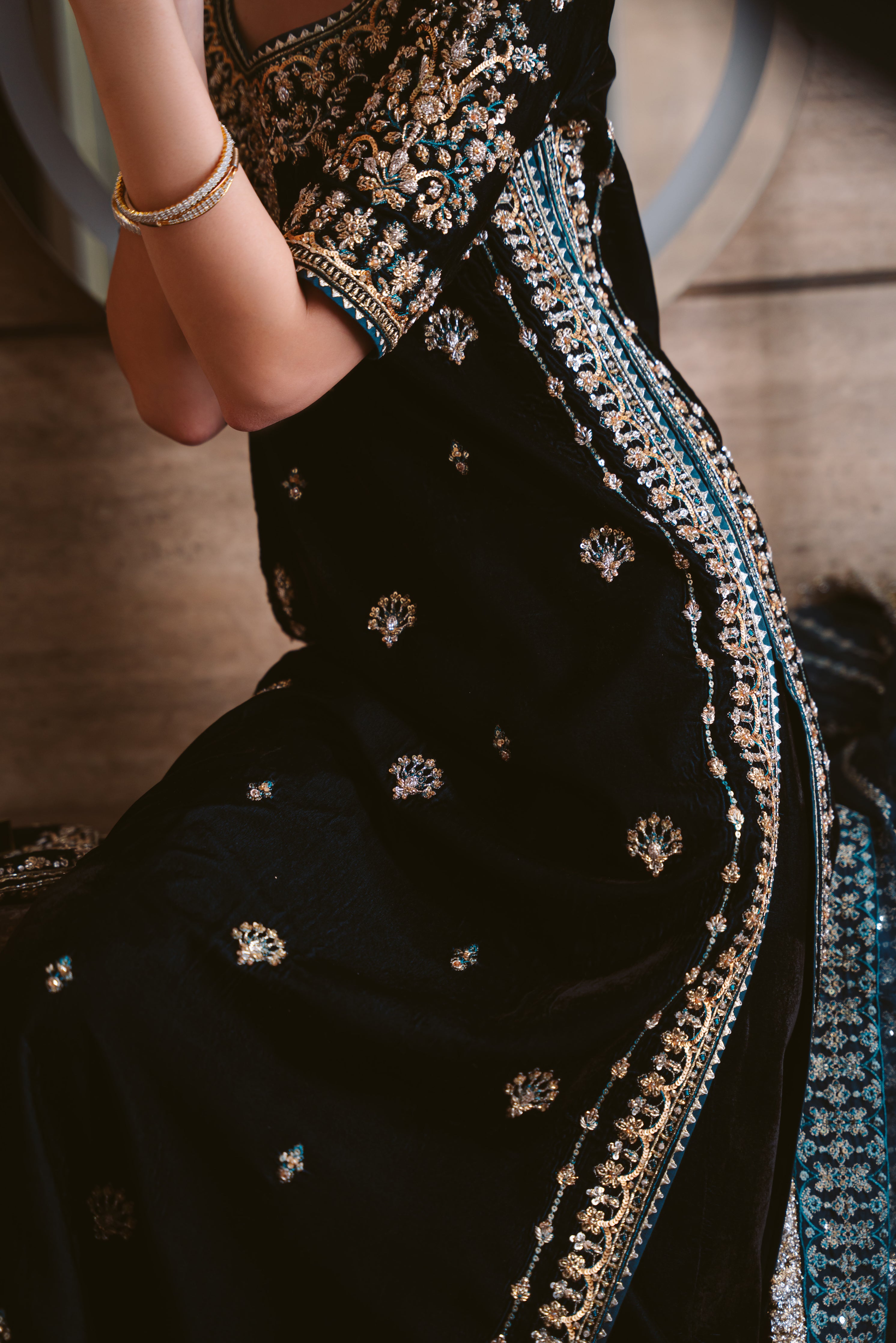 TEAL LUXURY VELVET COUTURE (NPA3-25461)