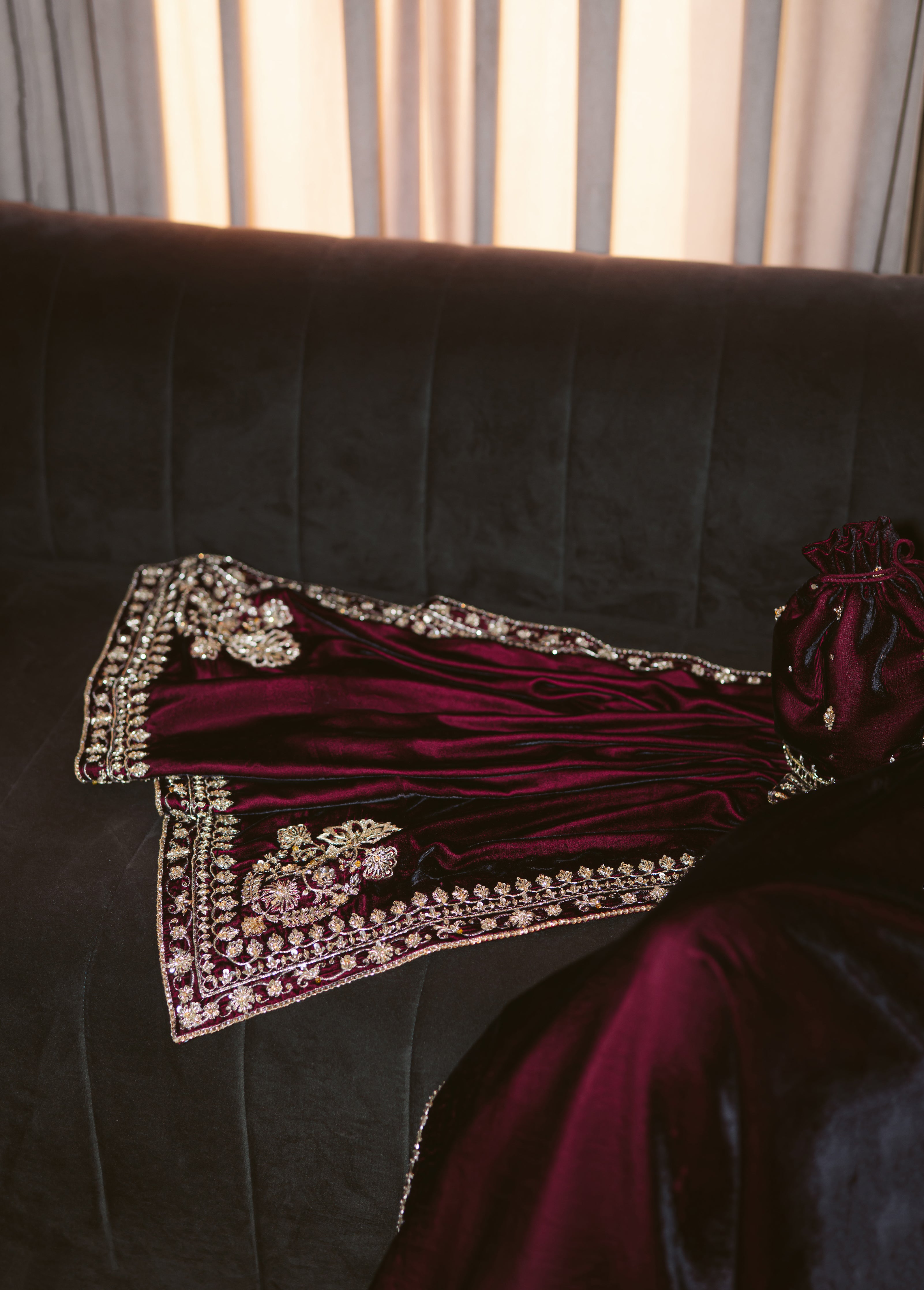 MAROON LUXURY VELVET COUTURE (NPA3-25459)
