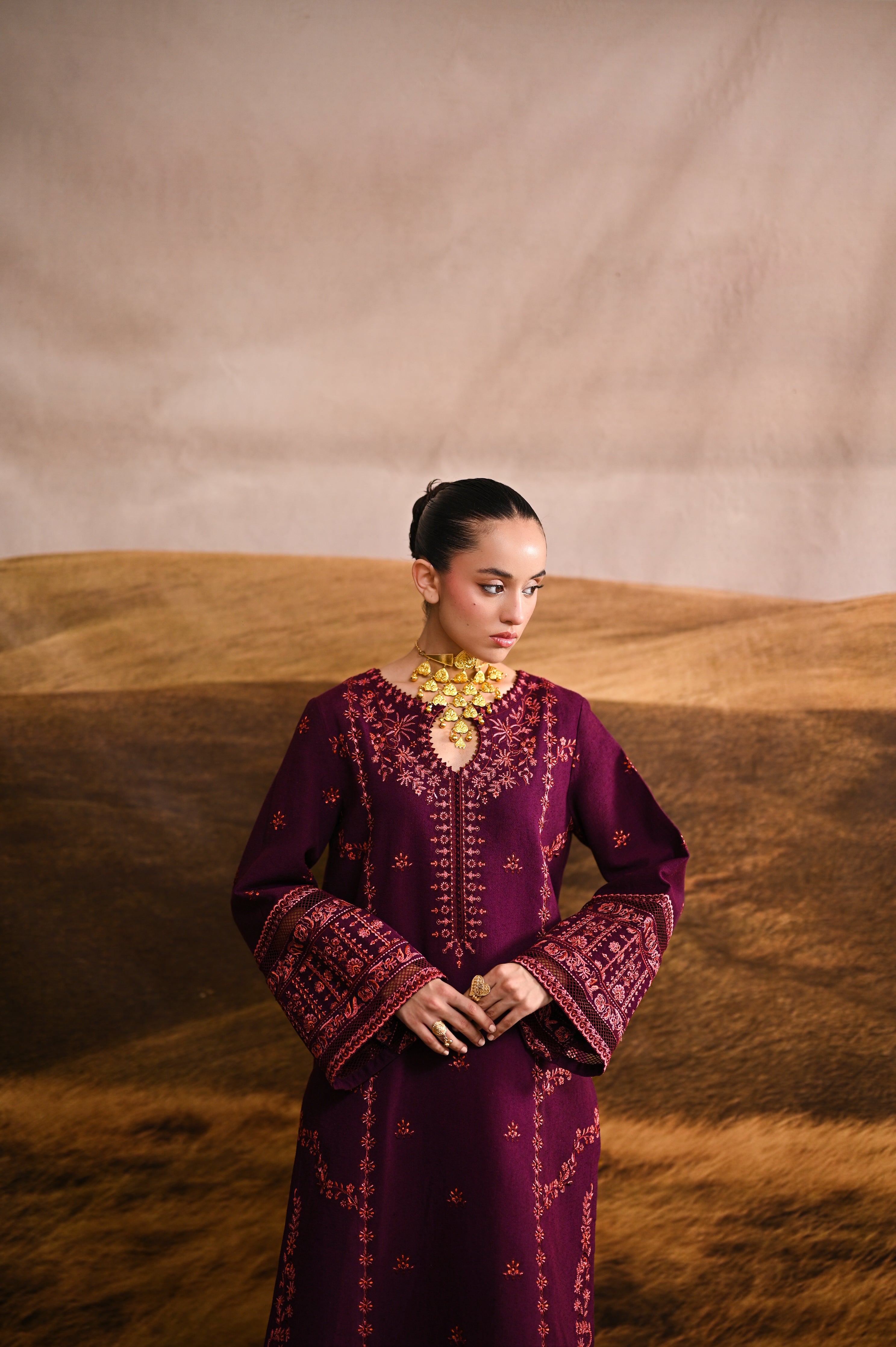 DEEP PLUM LUXURY EMBROIDERED KARANDI 2PCS SET (NPA2-25318)-READY TO WEAR