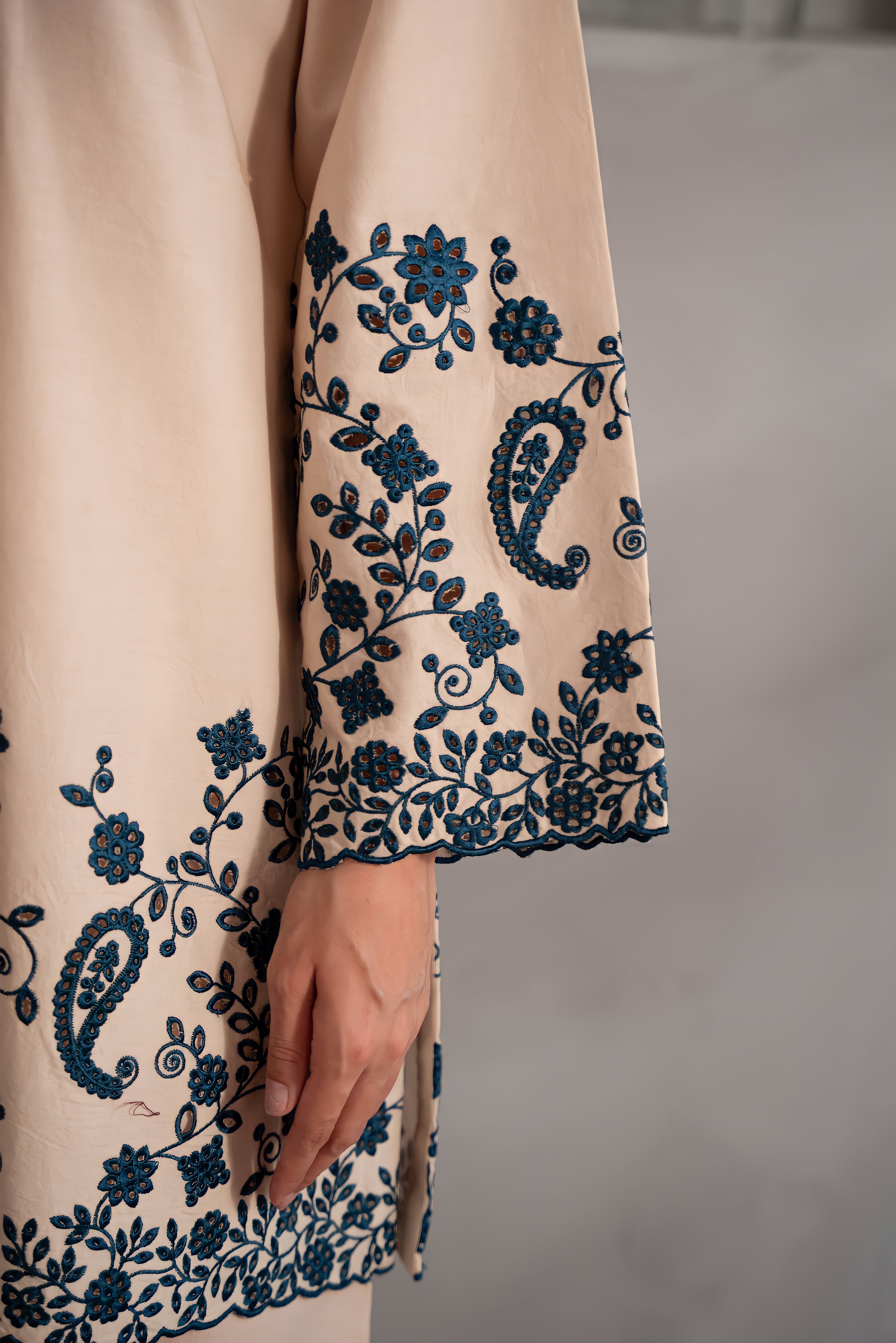 BEIGE & BLUE MINI EMBROIDERED SET (NPA2-24301)