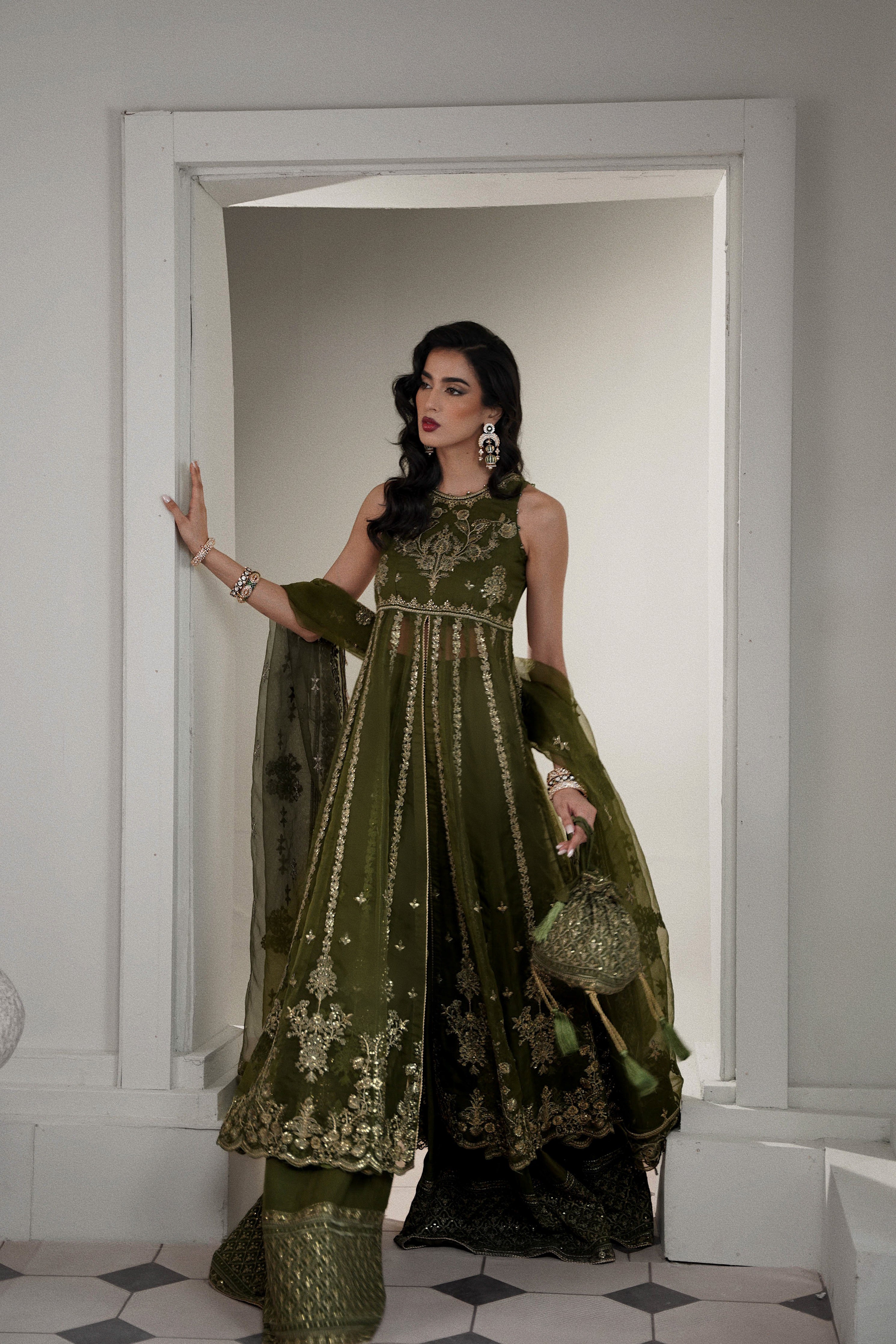 Classic Olive Set WEDDING EDIT 2024/2025 (NPA3-24434)