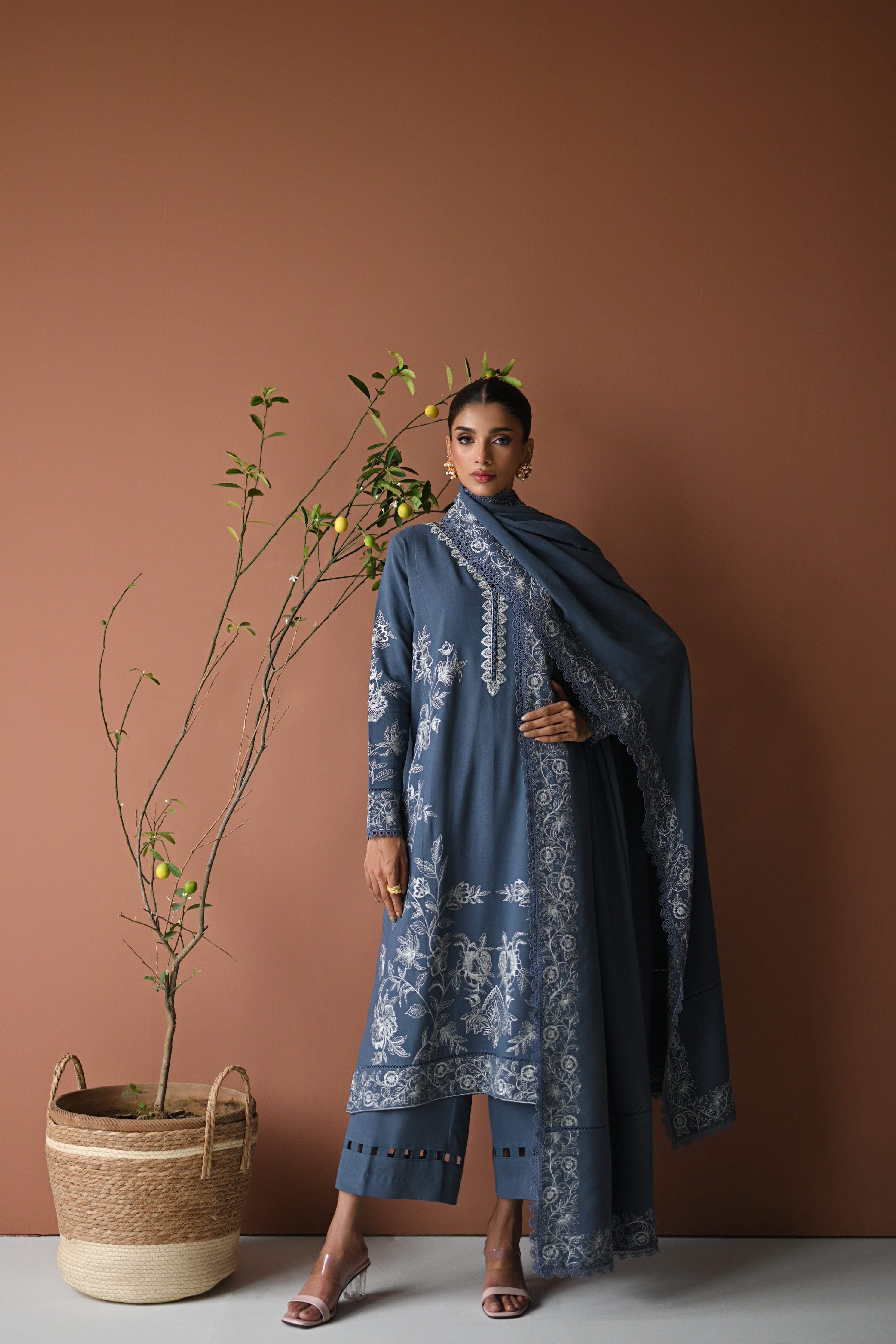 BLUE SLATE GREY LUXURY EMBROIDERED KARANDI SET (NEL-24630)