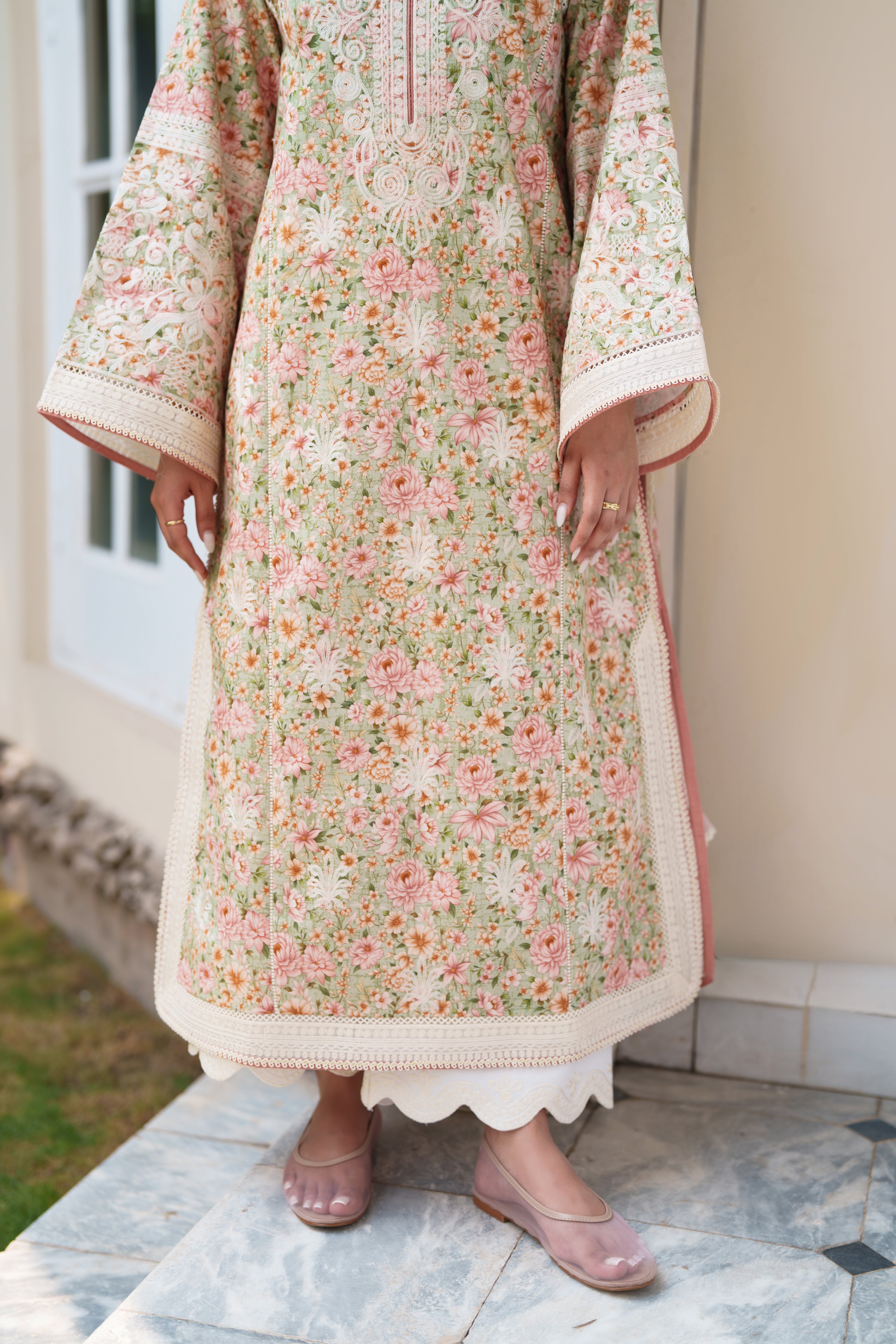 SOFT PISTACHIO LUXURY EMBROIDERED PRINTED PREMIUM COTTON 3PCS SET (NEL-26630)