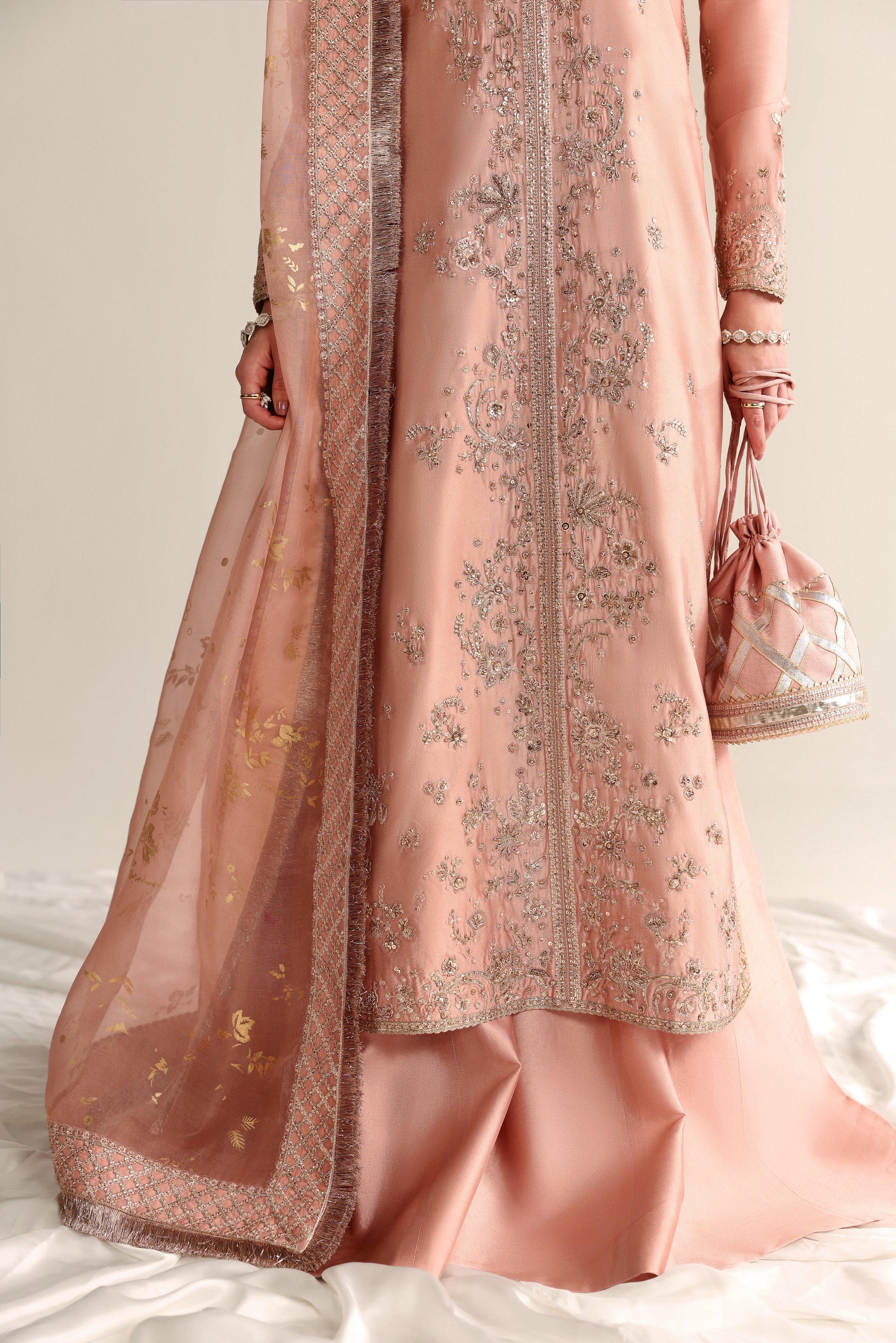 ROSEGOLD LUXURY WEDDING EDIT 2026 (NPA3-26455)