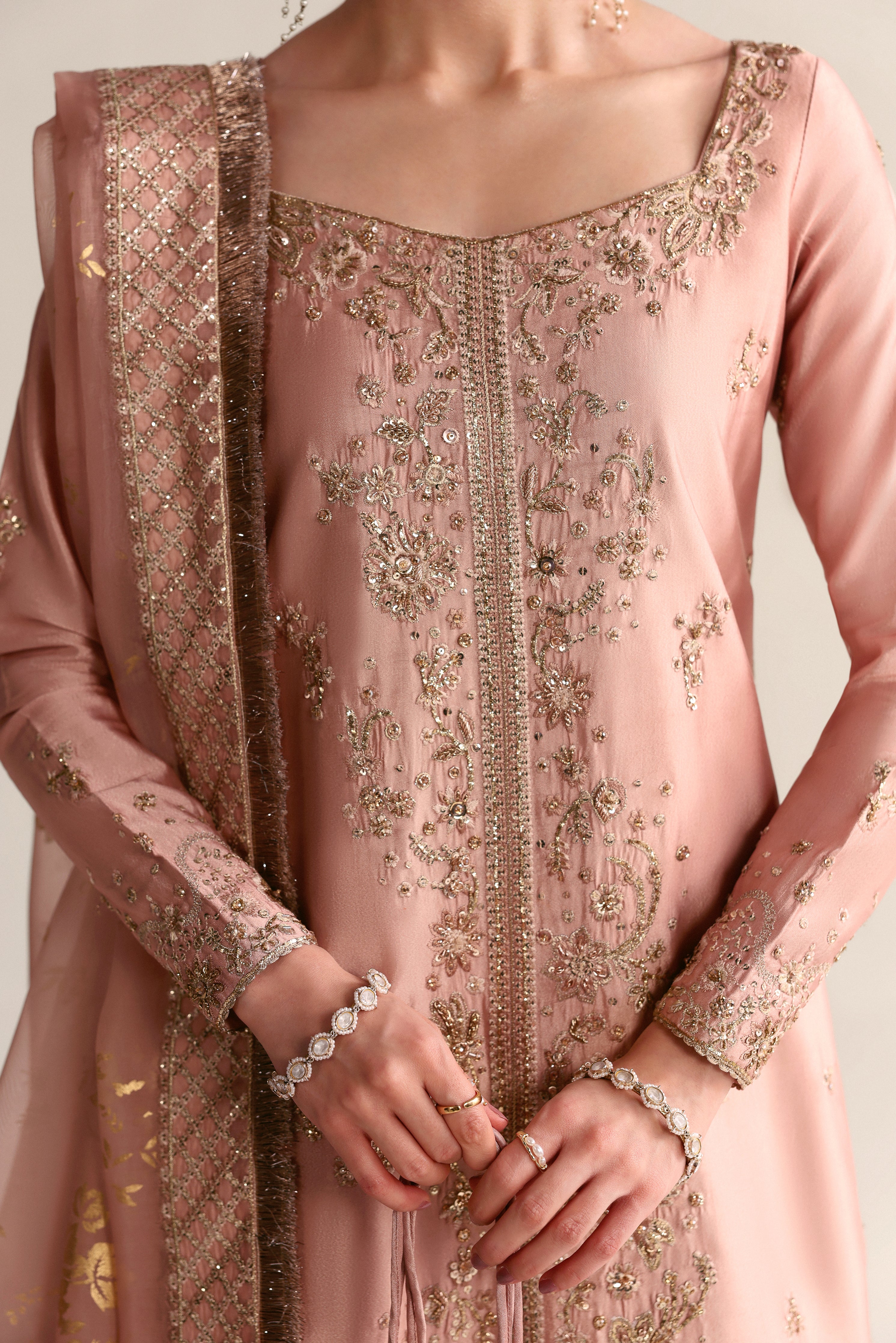 ROSEGOLD LUXURY WEDDING EDIT 2026 (NPA3-26455)
