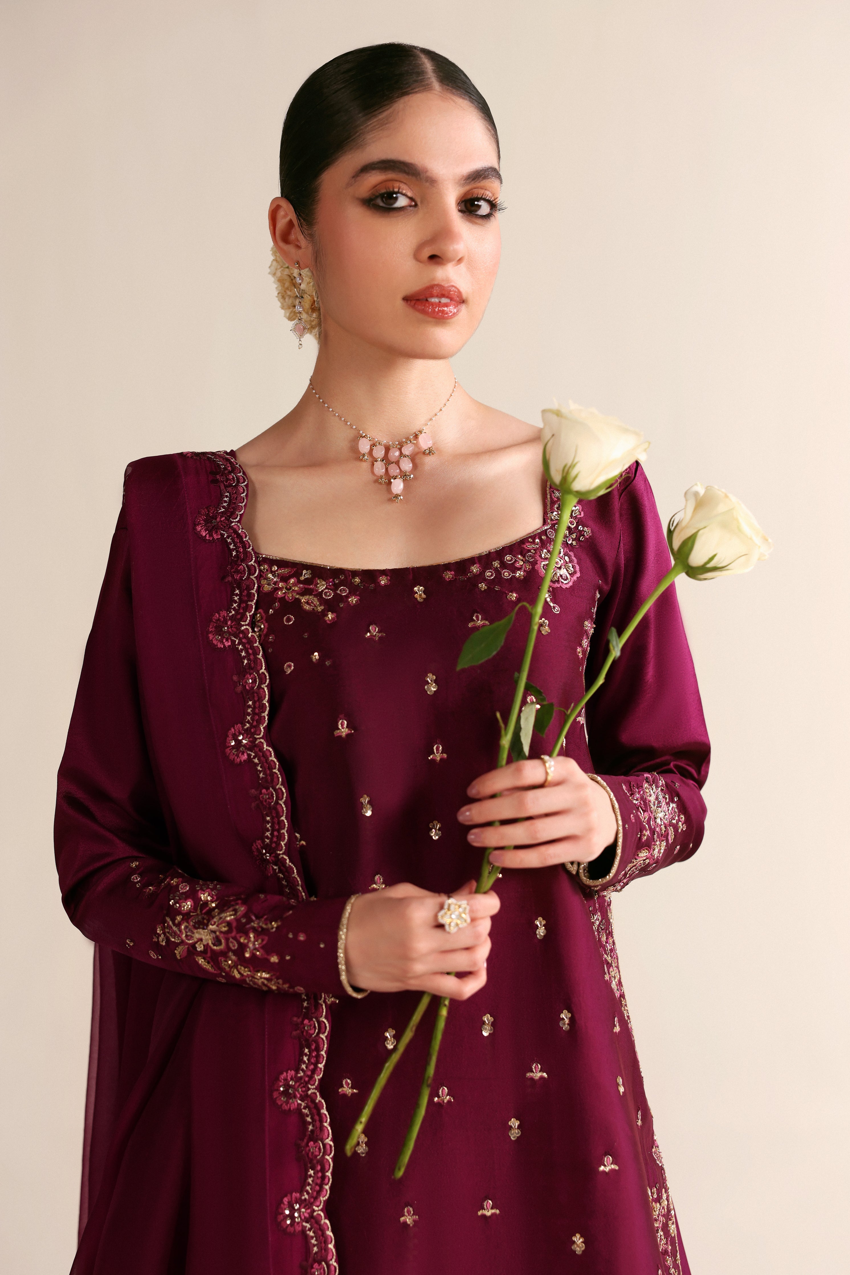 PLUM LUXURY WEDDING EDIT 2026 (NPA3-26457)