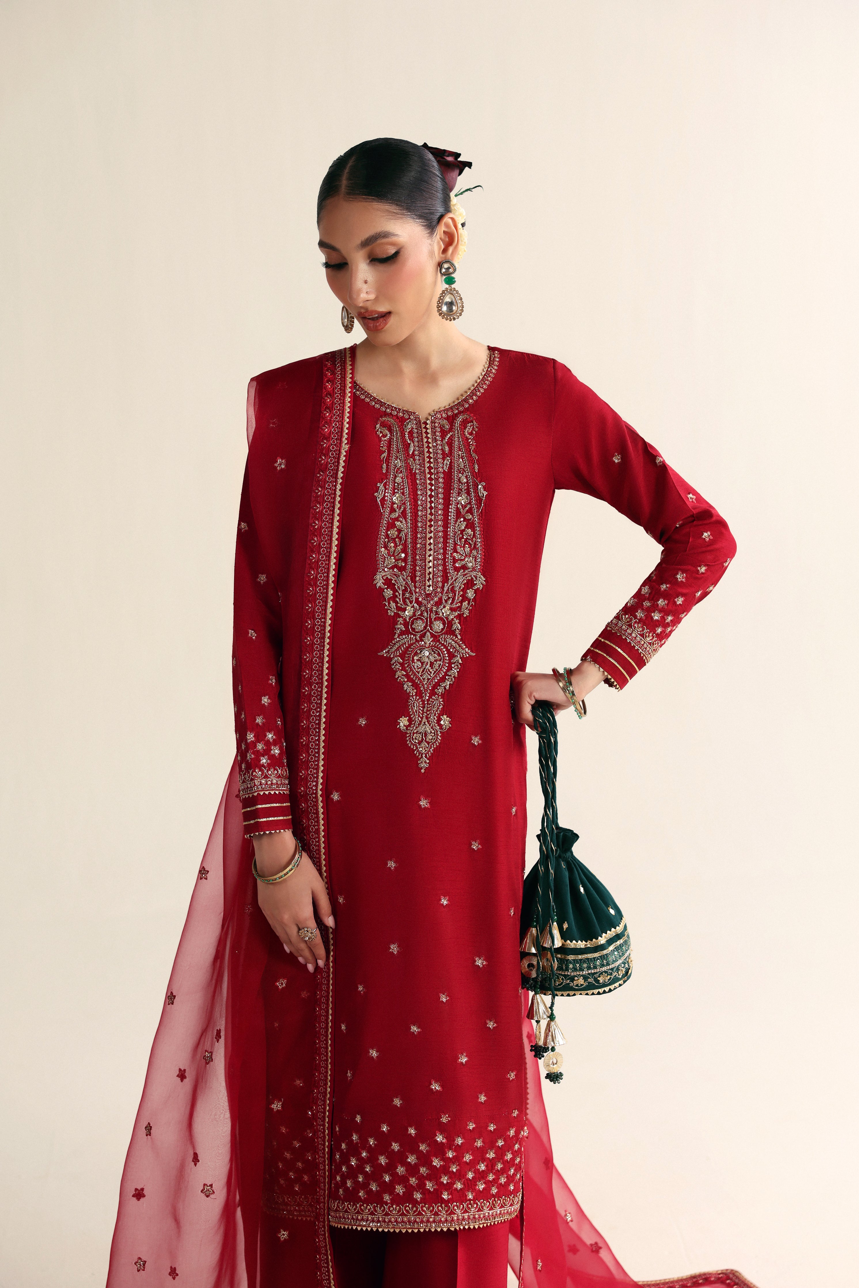 RED LUXURY WEDDING EDIT 2026 (NPA3-26447)