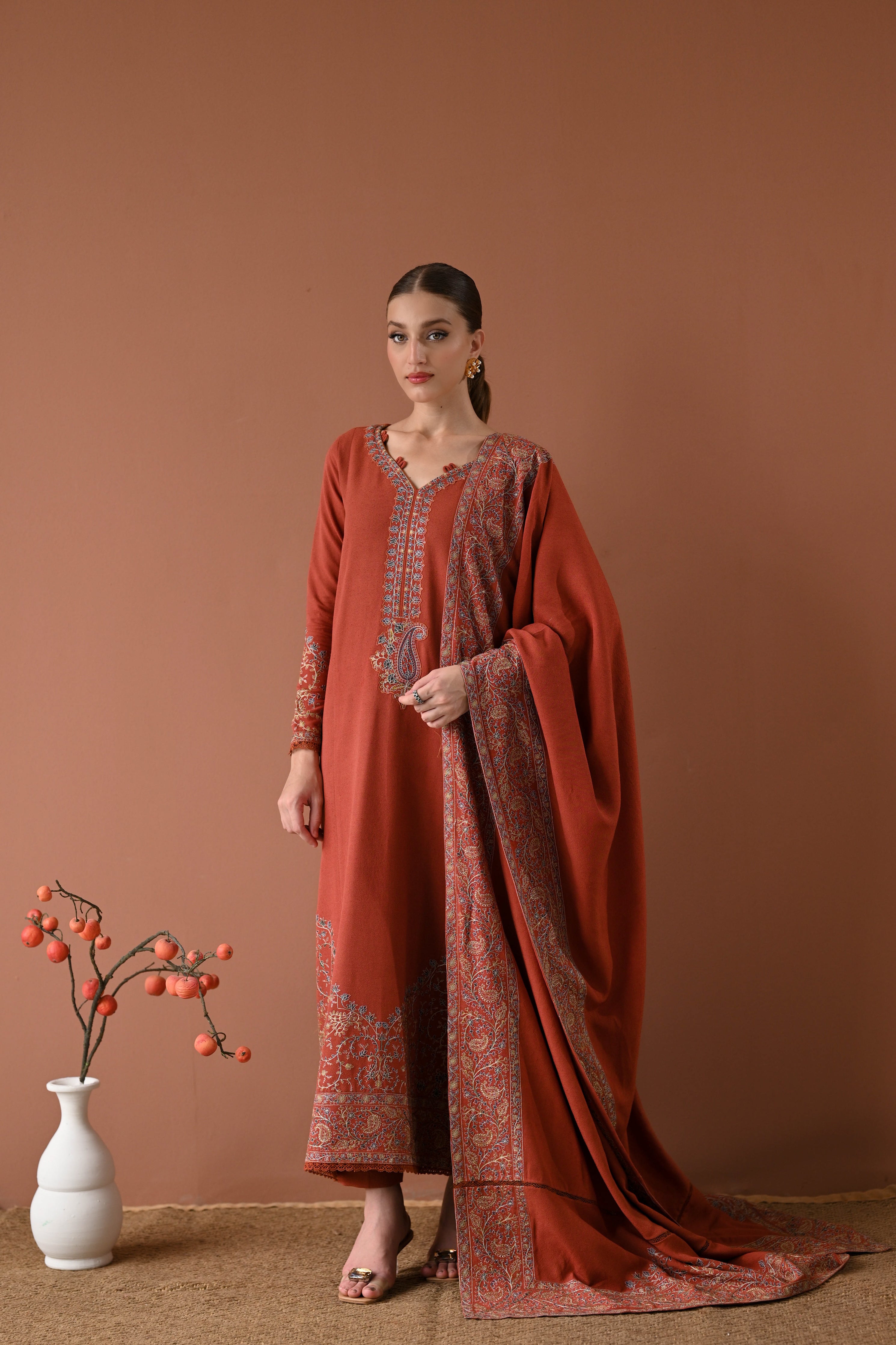 DEEP RUST LUXURY EMBROIDERED KARANDI SET (NEL-24634)