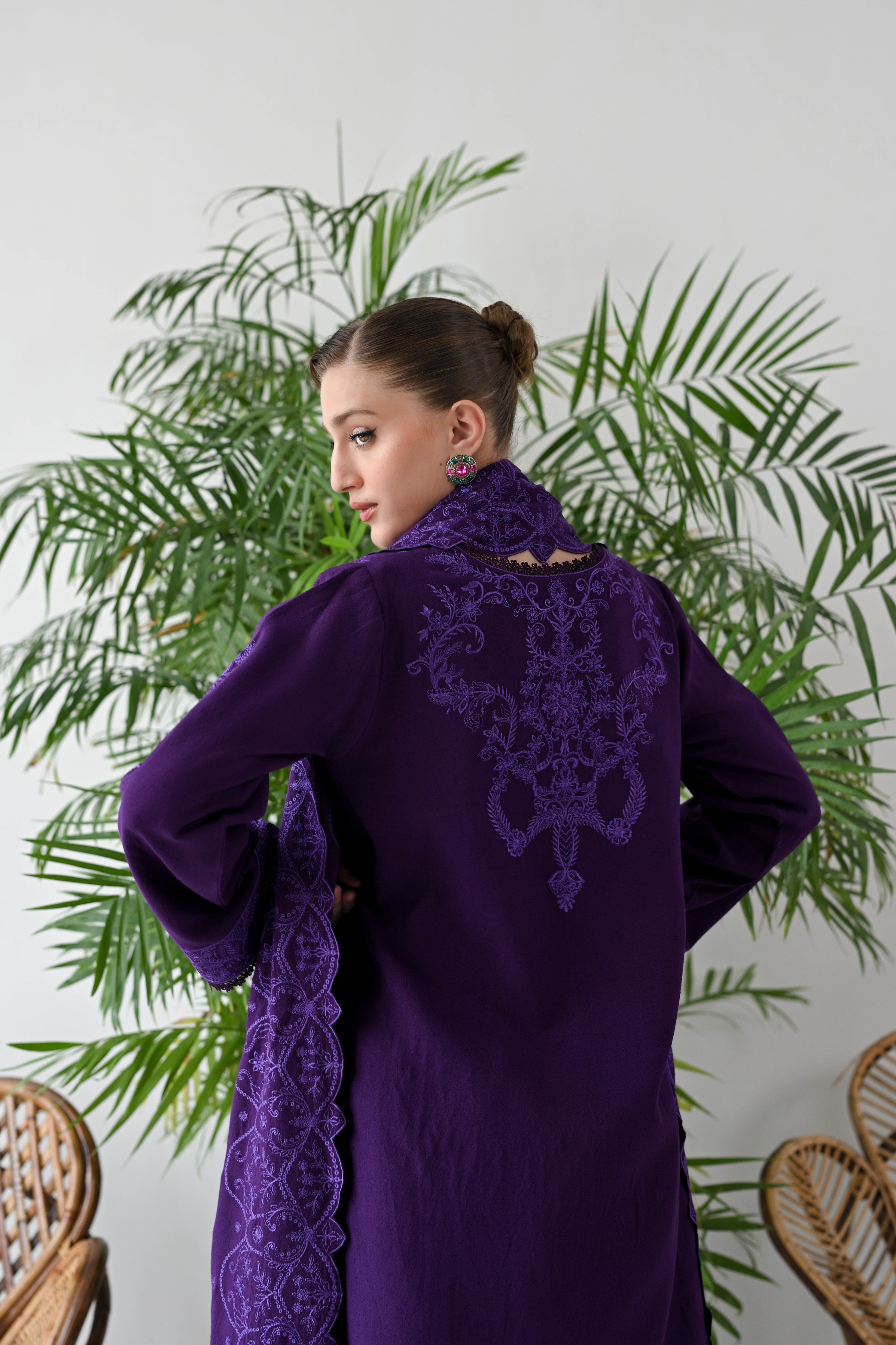 DEEP PURPLE LUXURY EMBROIDERED KARANDI SET (NEL-24633)