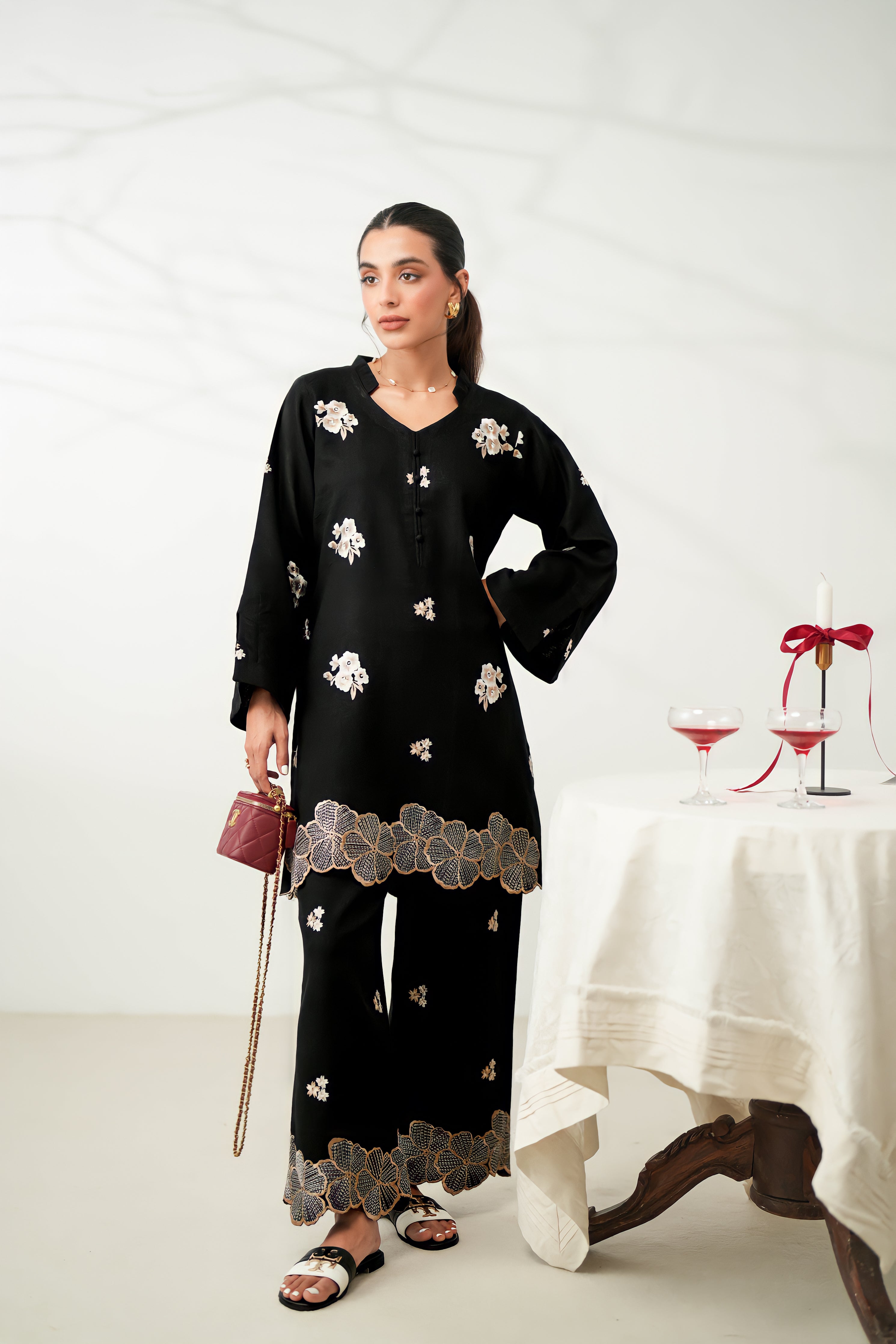 BLACK LUXURY EMBROIDERED FALL SET (NPA2-24317)