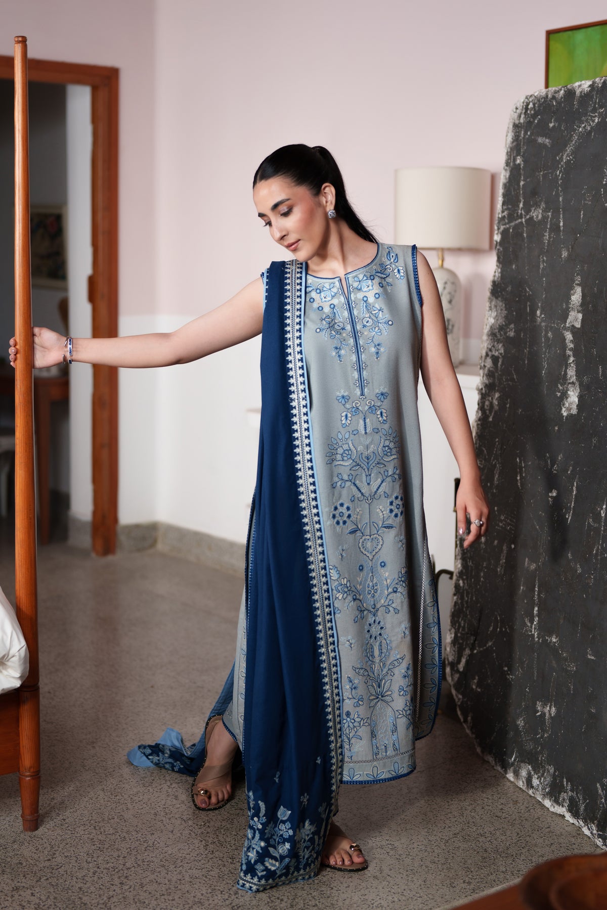 Baarish LUXURY EMBROIDERED KARANDI 3PCS SET WITH ATTACHED SLEEVES (NPA3-26463)