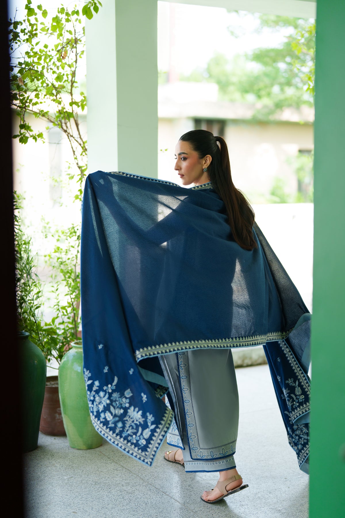 Baarish LUXURY EMBROIDERED KARANDI 3PCS SET WITH ATTACHED SLEEVES (NPA3-26463)