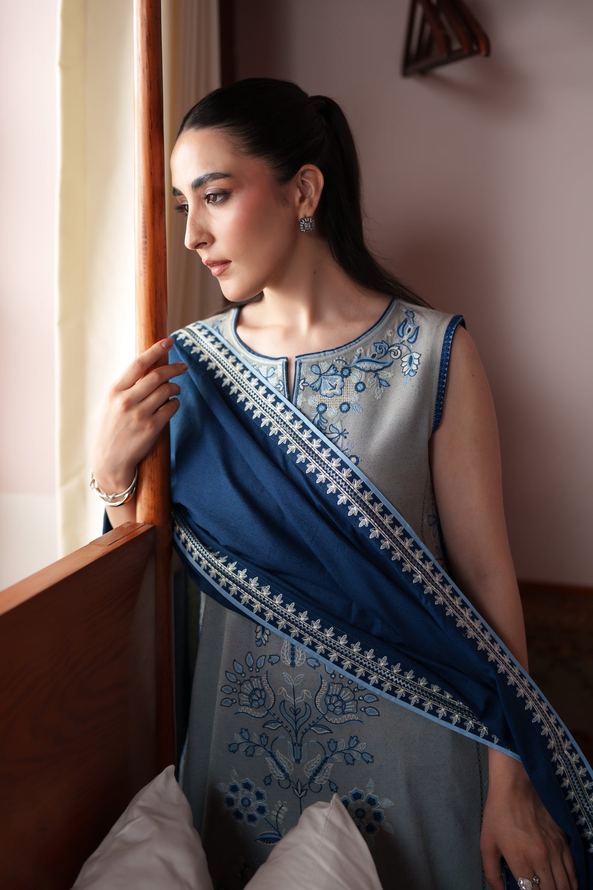 Baarish LUXURY EMBROIDERED KARANDI 3PCS SET WITH ATTACHED SLEEVES (NPA3-26463)