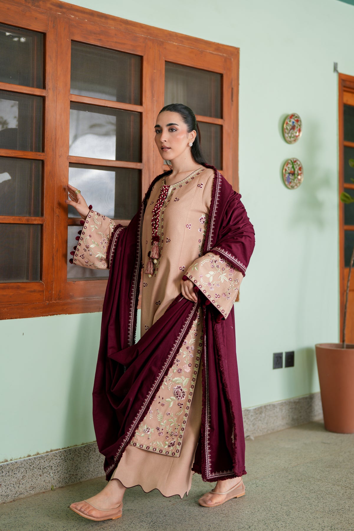 Dopahar  LUXURY EMBROIDERED KARANDI 3PCS SET (NPA3-26468)