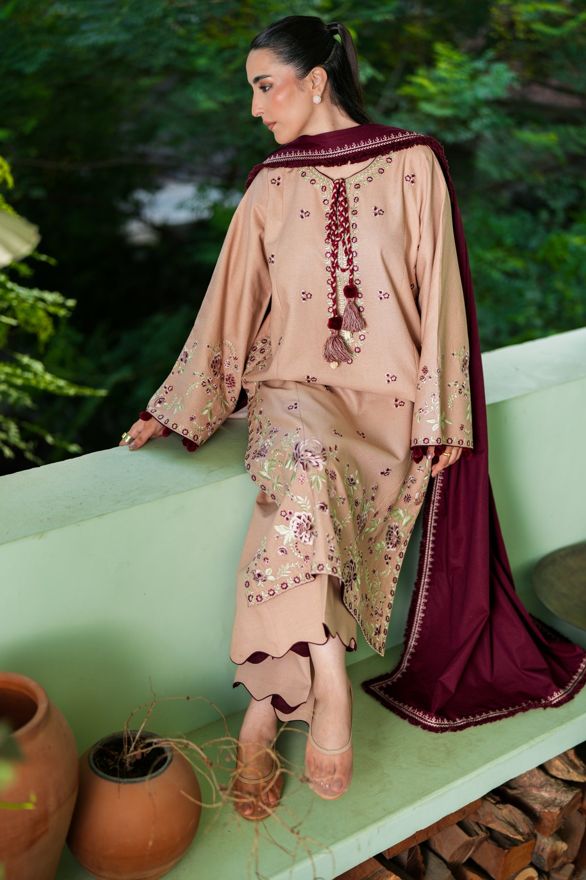 Dopahar  LUXURY EMBROIDERED KARANDI 3PCS SET (NPA3-26468)